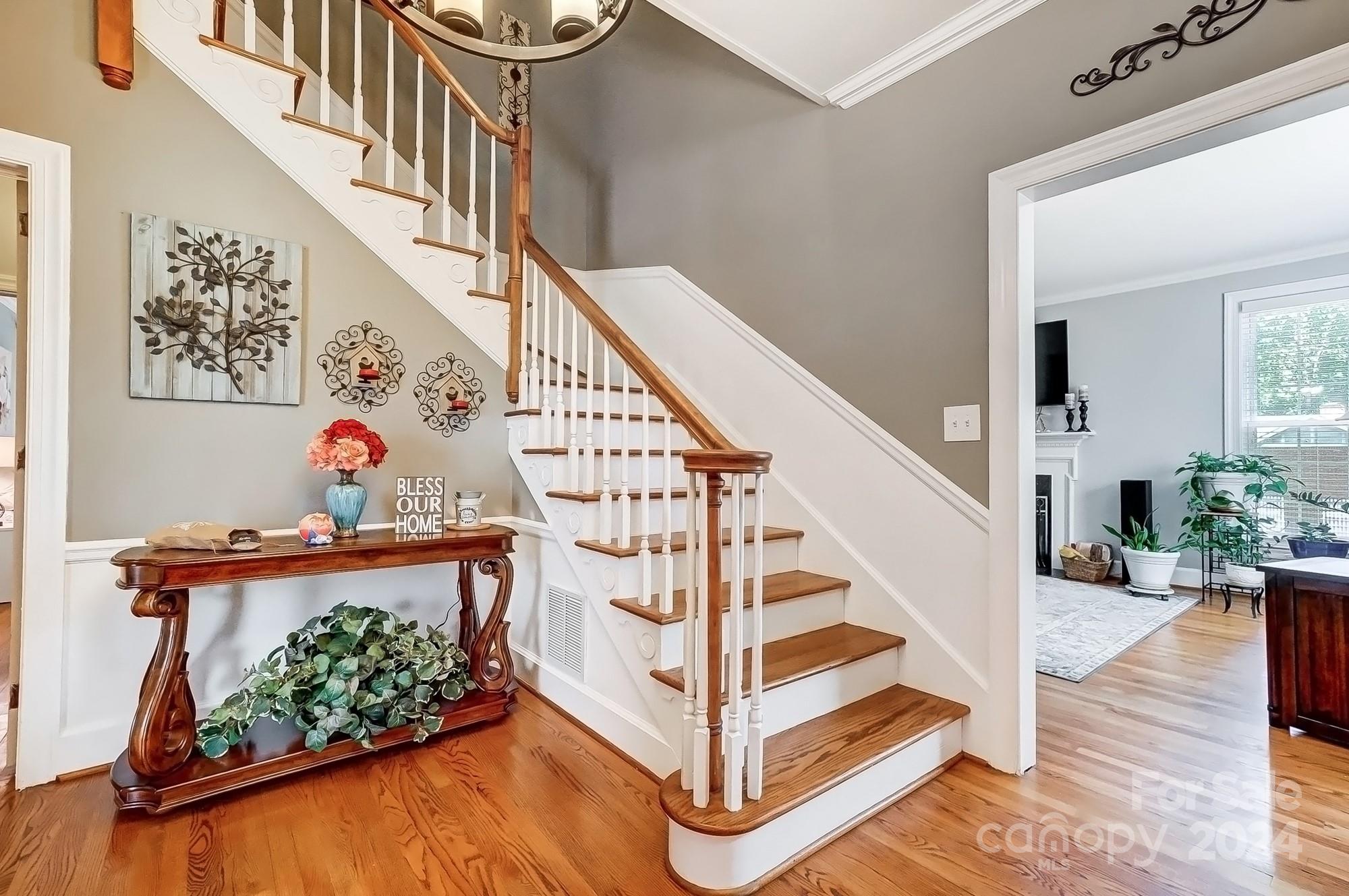 Rolling Hills - Residential