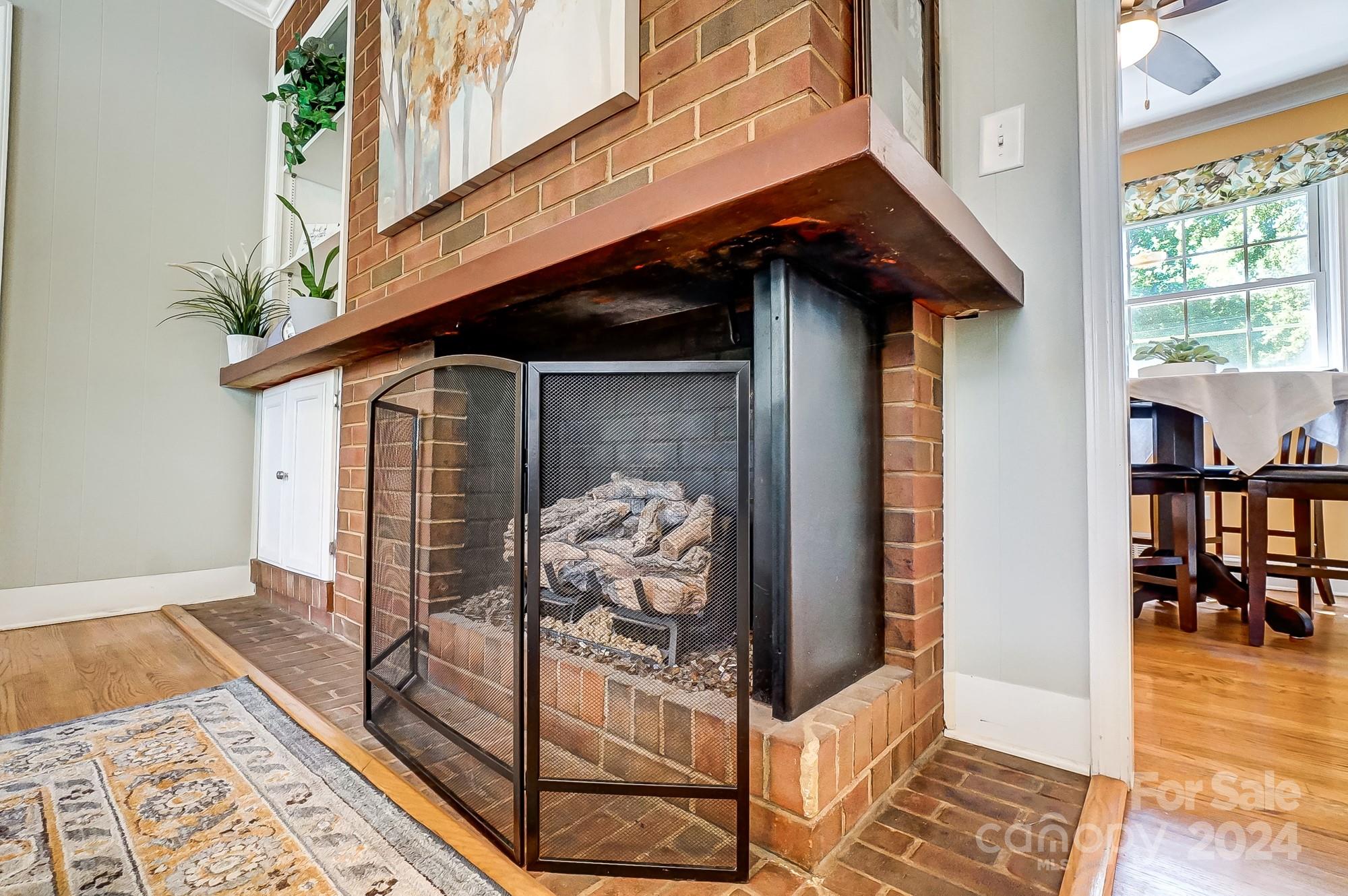 Rolling Hills - Residential