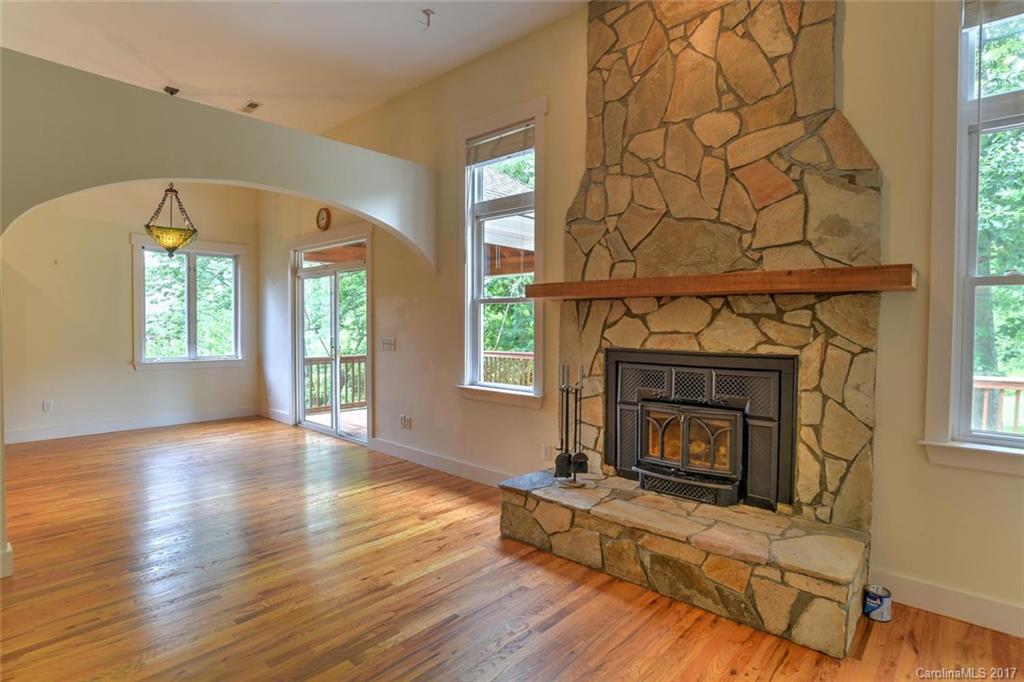 High Vista Falls - Residential