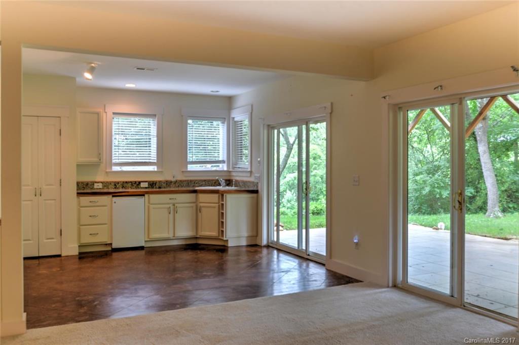 High Vista Falls - Residential