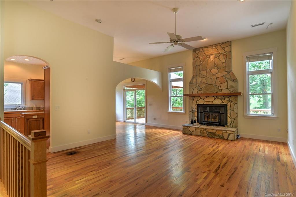 High Vista Falls - Residential