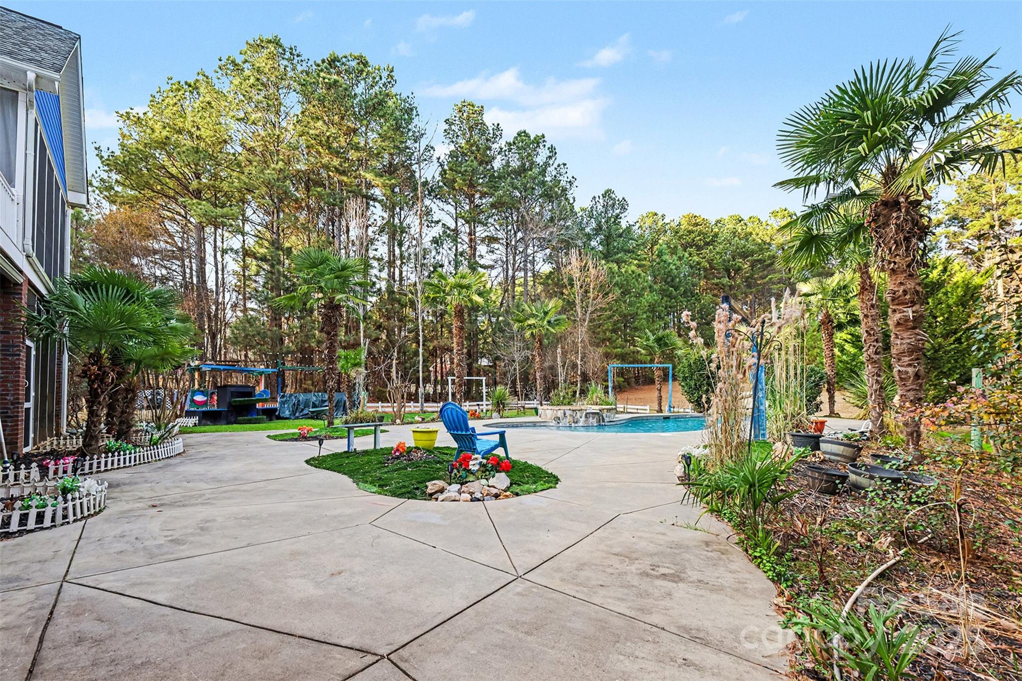 Tioga Pointe - Residential