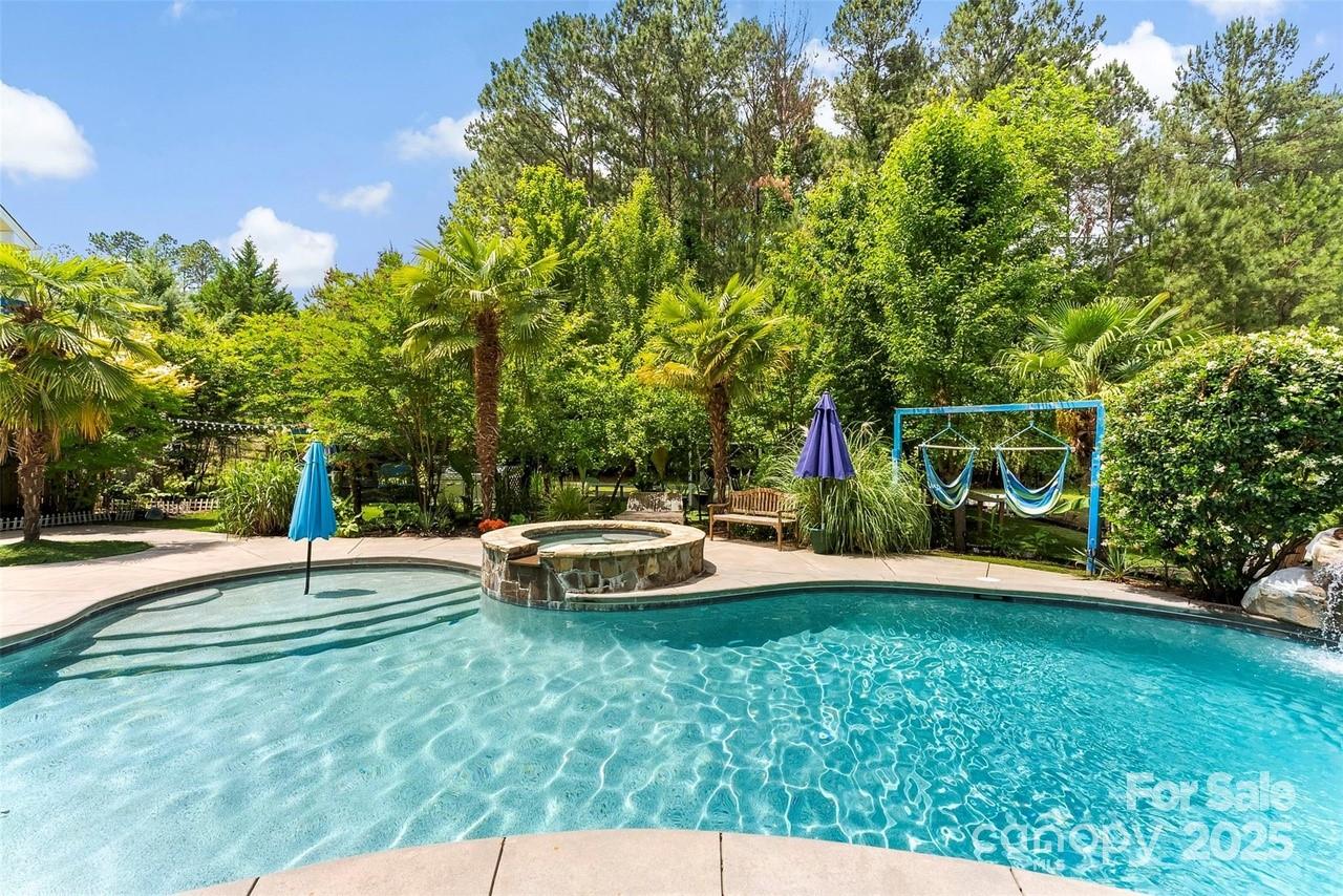 Tioga Pointe - Residential