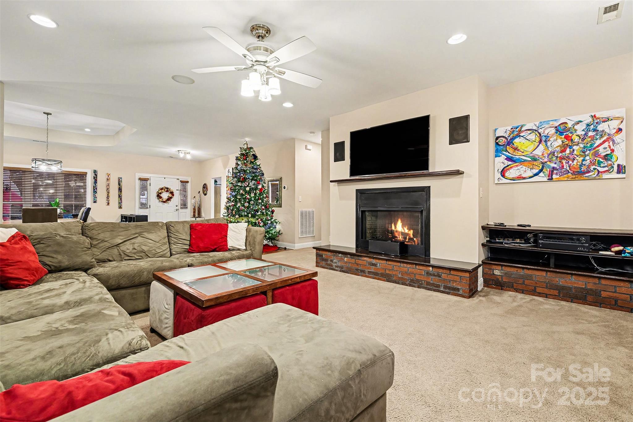 Tioga Pointe - Residential