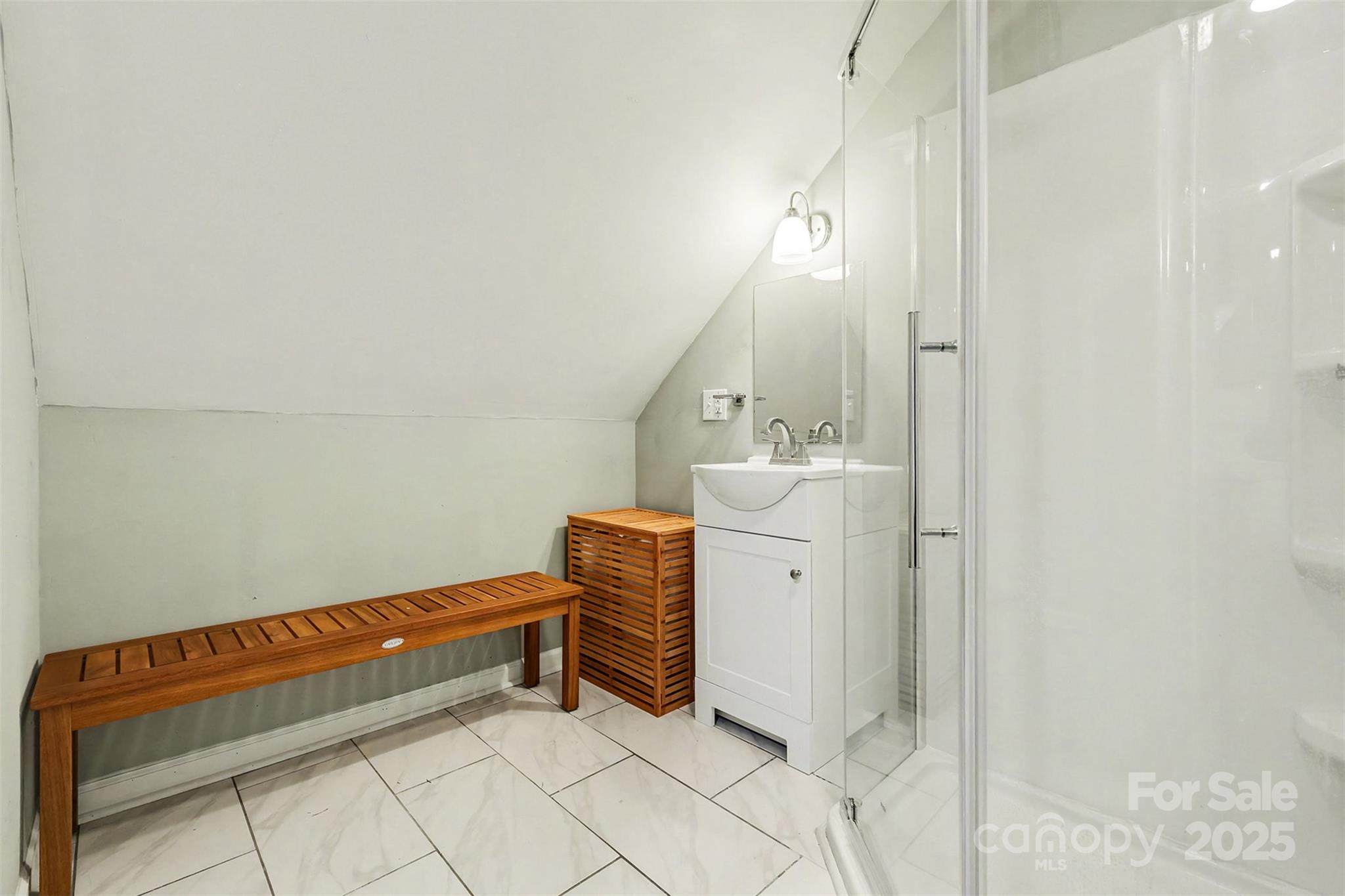 Tioga Pointe - Residential