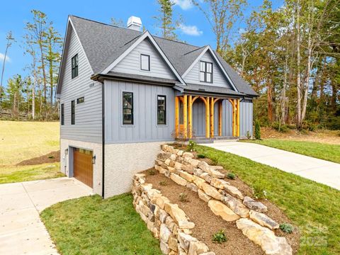 25 Reta Road Fairview NC 28730