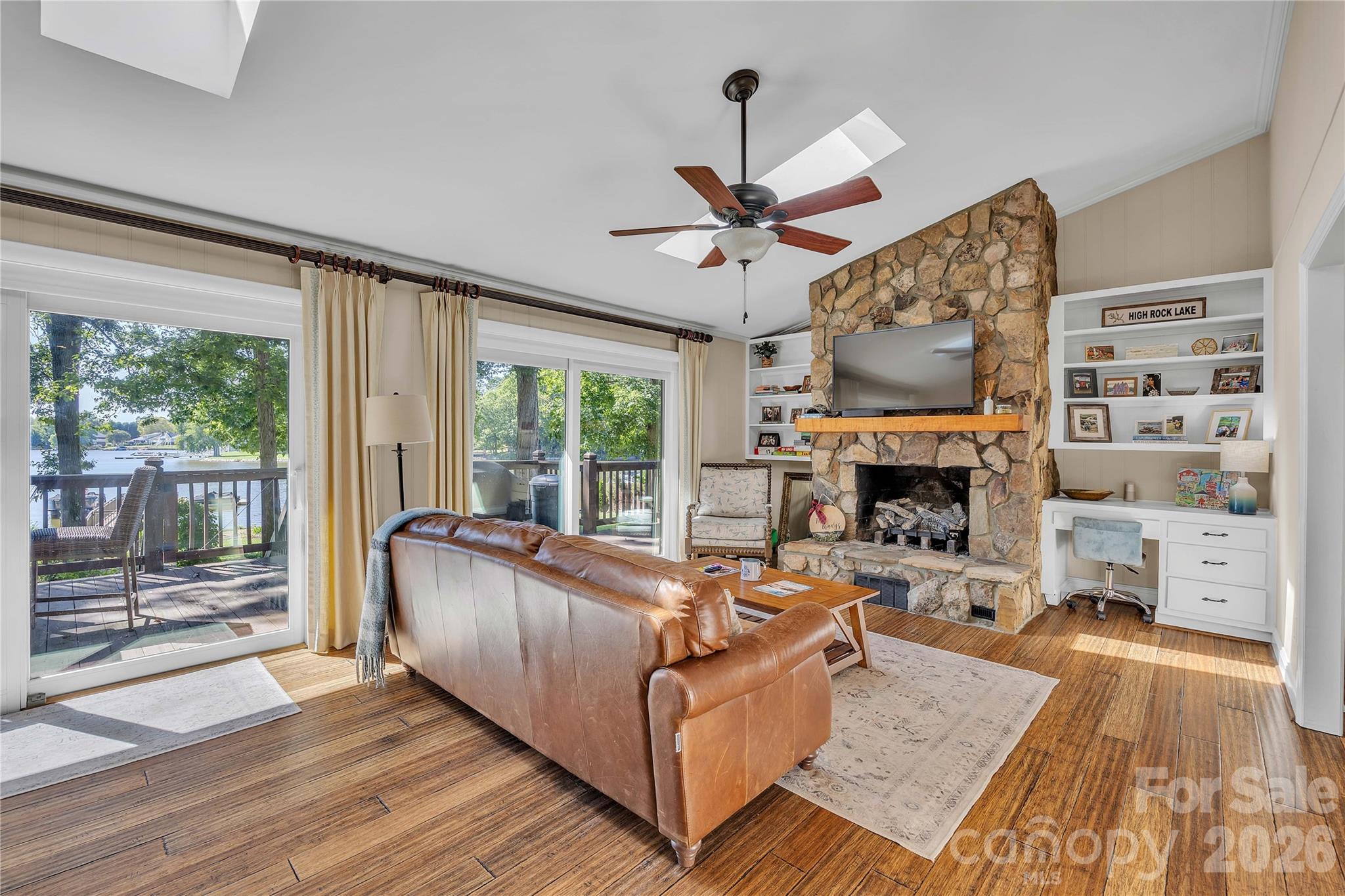 Crane Cove - Residential