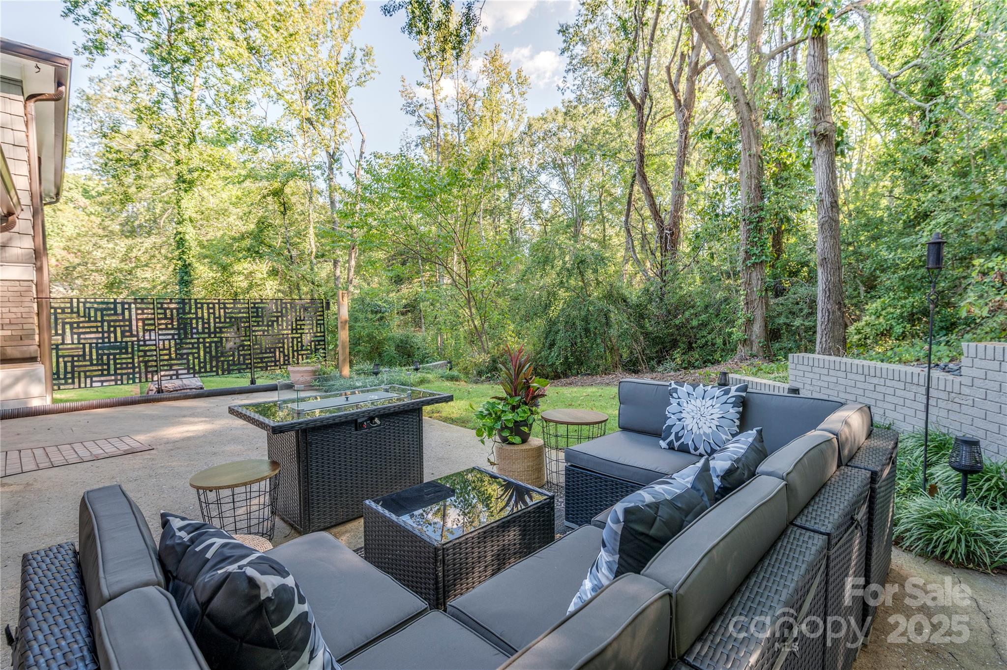 Camelot - Residential