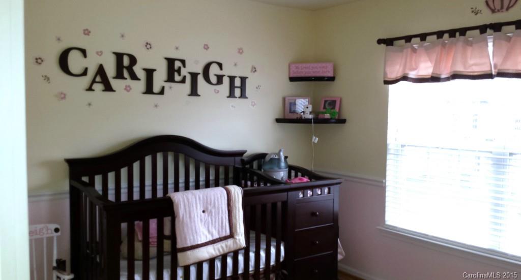 Old Stone Crossing - Residential