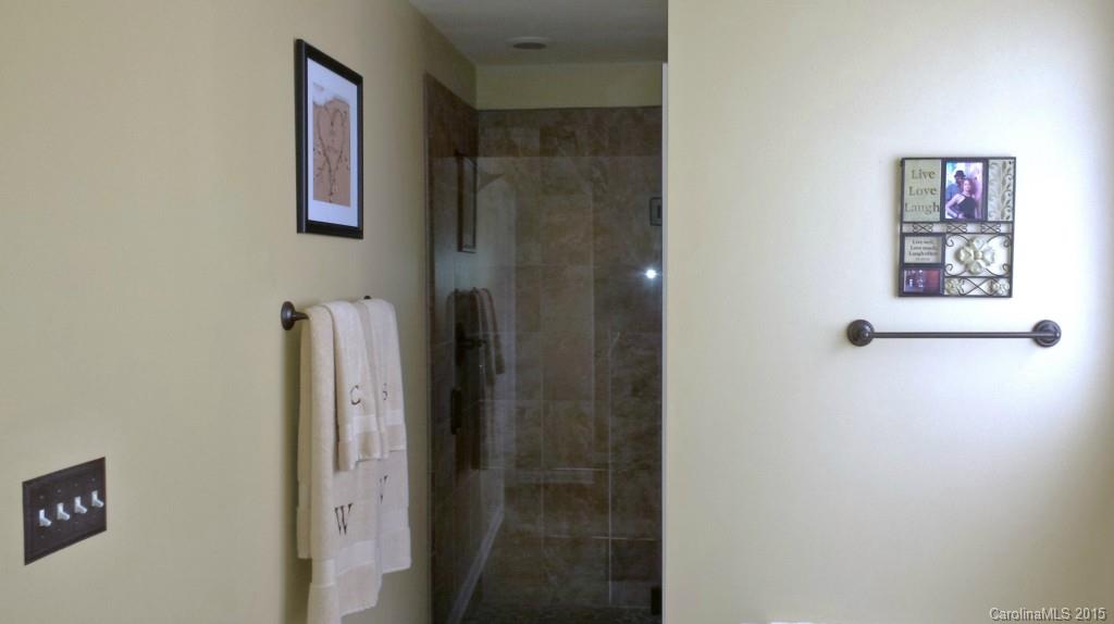 Old Stone Crossing - Residential