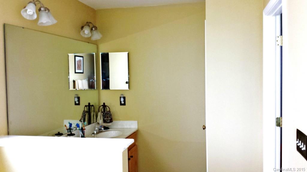 Old Stone Crossing - Residential