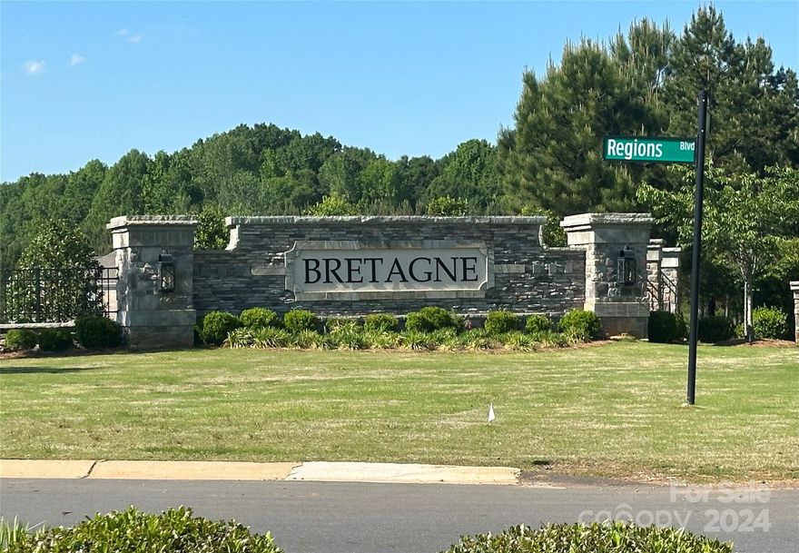 This amazing lot in the prestigious gated community of Bretagne awaits your vision!  Design your perfect home on a basement-friendly lot, nestled within a neighborhood renowned for its multiple large green spaces and interconnected charm.

Enjoy leisurely strolls along community sidewalks leading you to the clubhouse, pool, and playground.  Close proximity to Ballantyne's vibrant shops and restaurants. 

Bring your own builder to create your dream home in Bretagne!