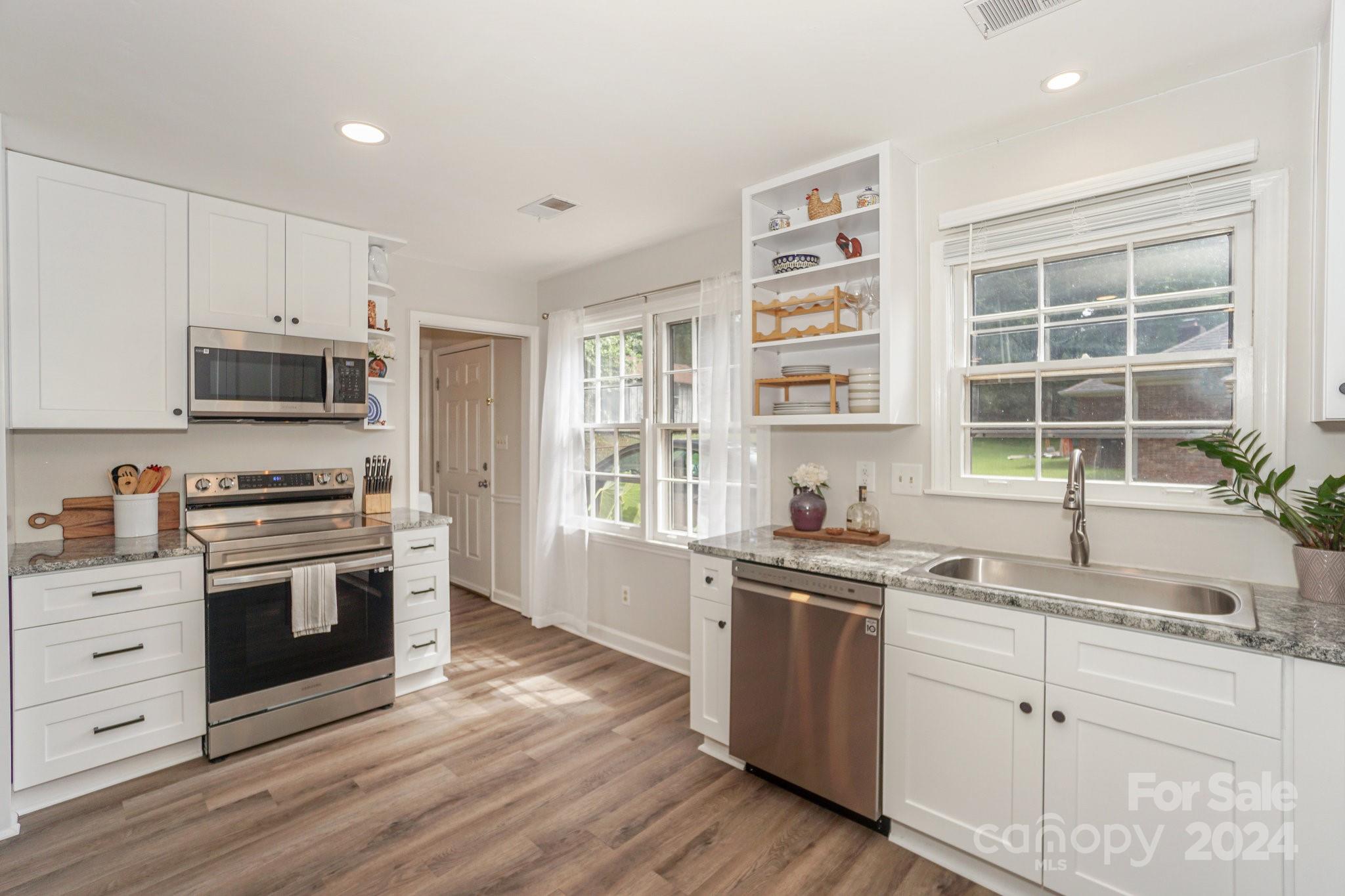 White Oaks Acres - Residential