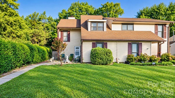 10409 OSPREY DR, PINEVILLE, NC 28134 - Image 41cf4d630635f2bbcf88b27f3391fd2a/331941969