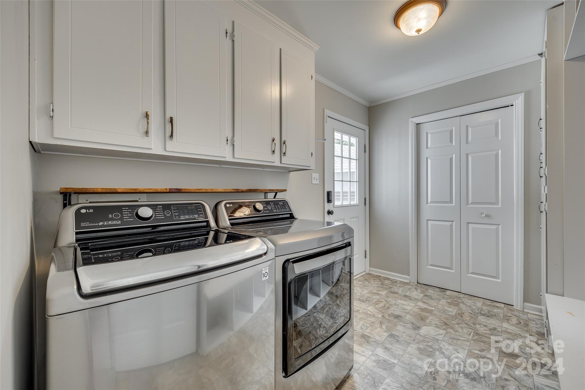 Meadow Lakes - Residential