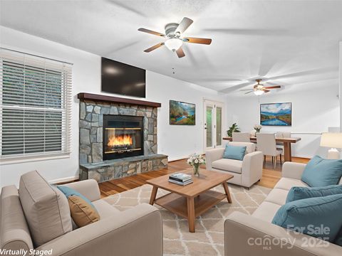 802 Parkway Vista Drive Asheville NC 28805