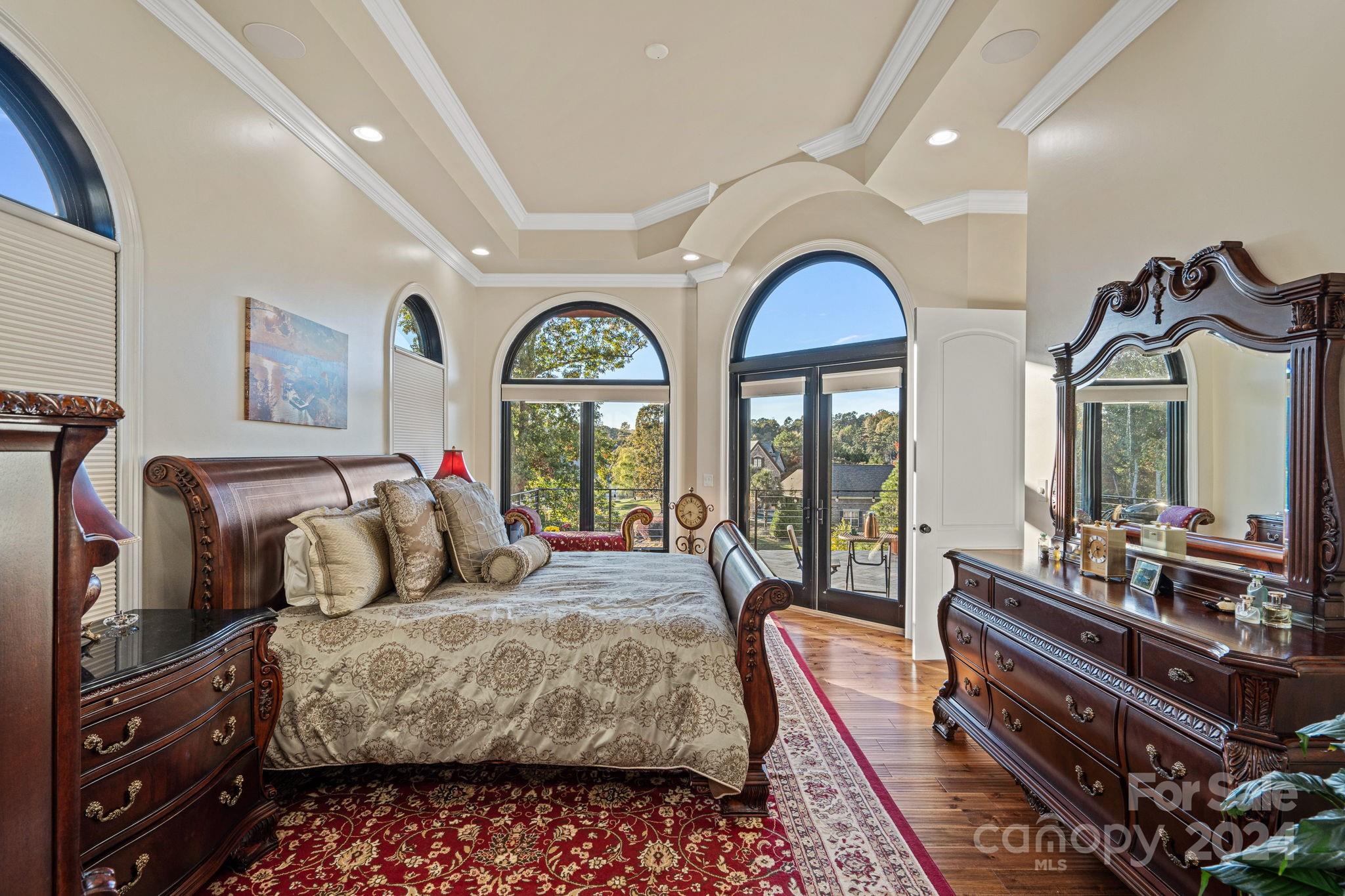 River Lake - Residential