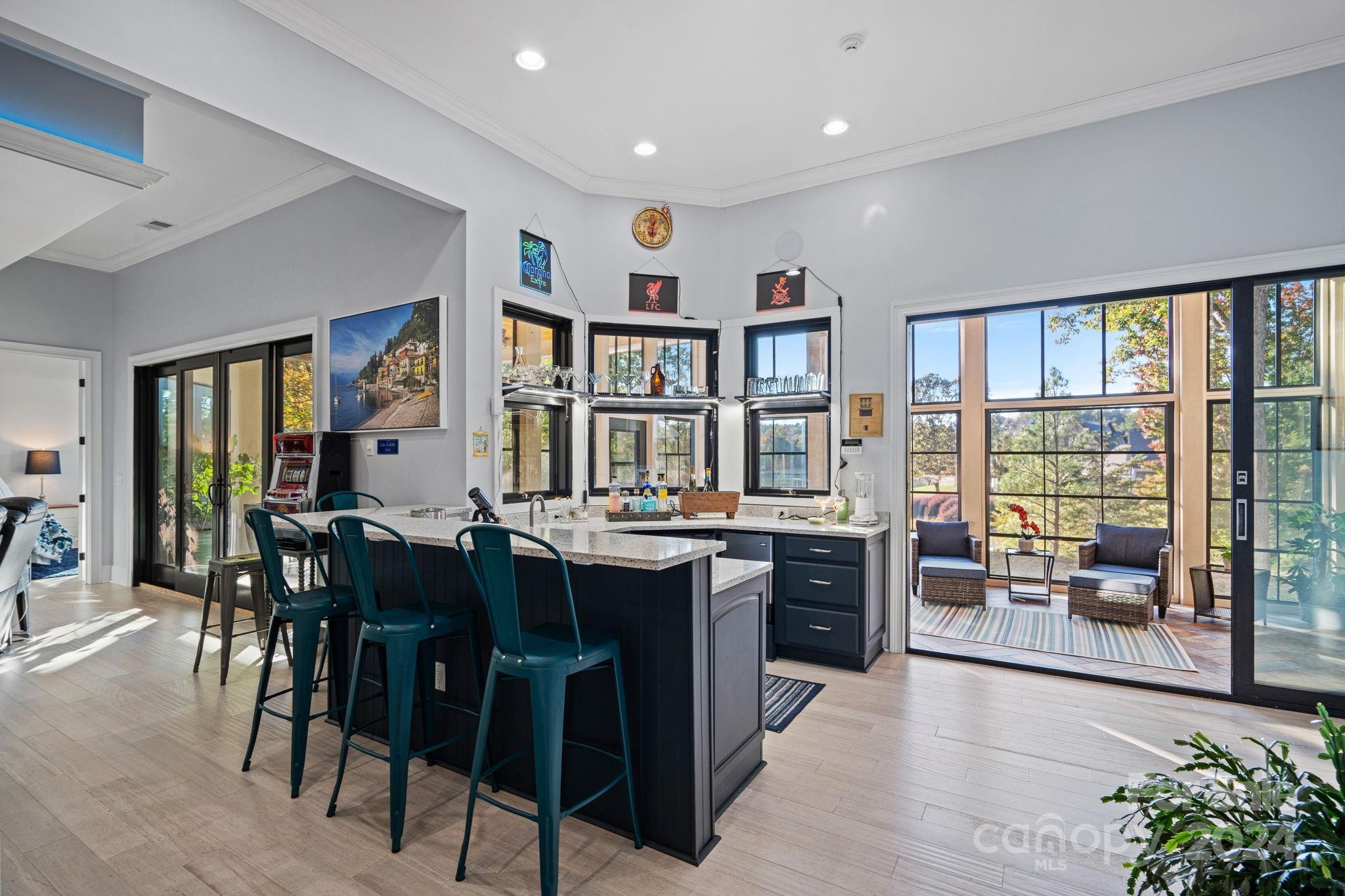 River Lake - Residential