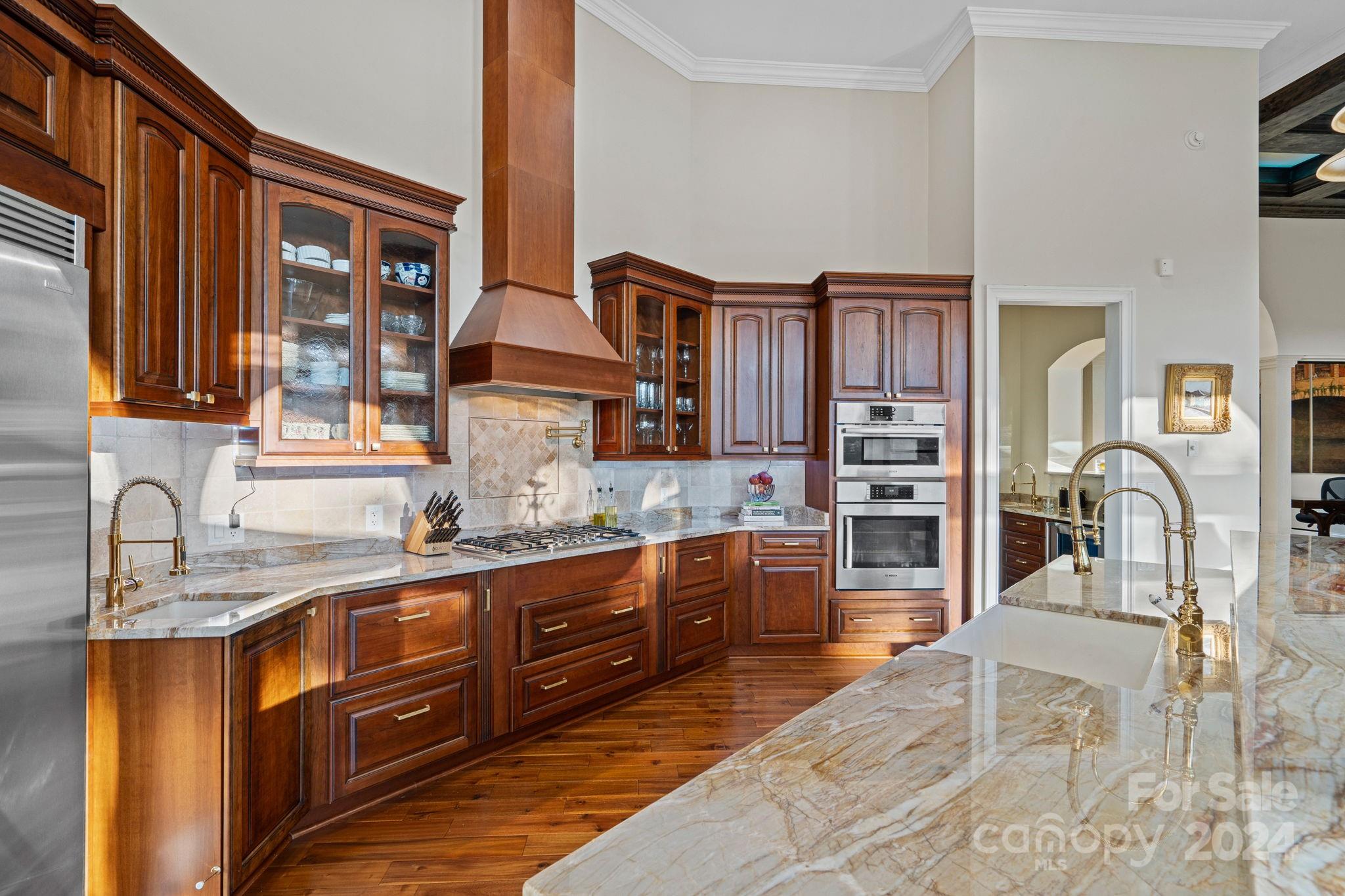 River Lake - Residential