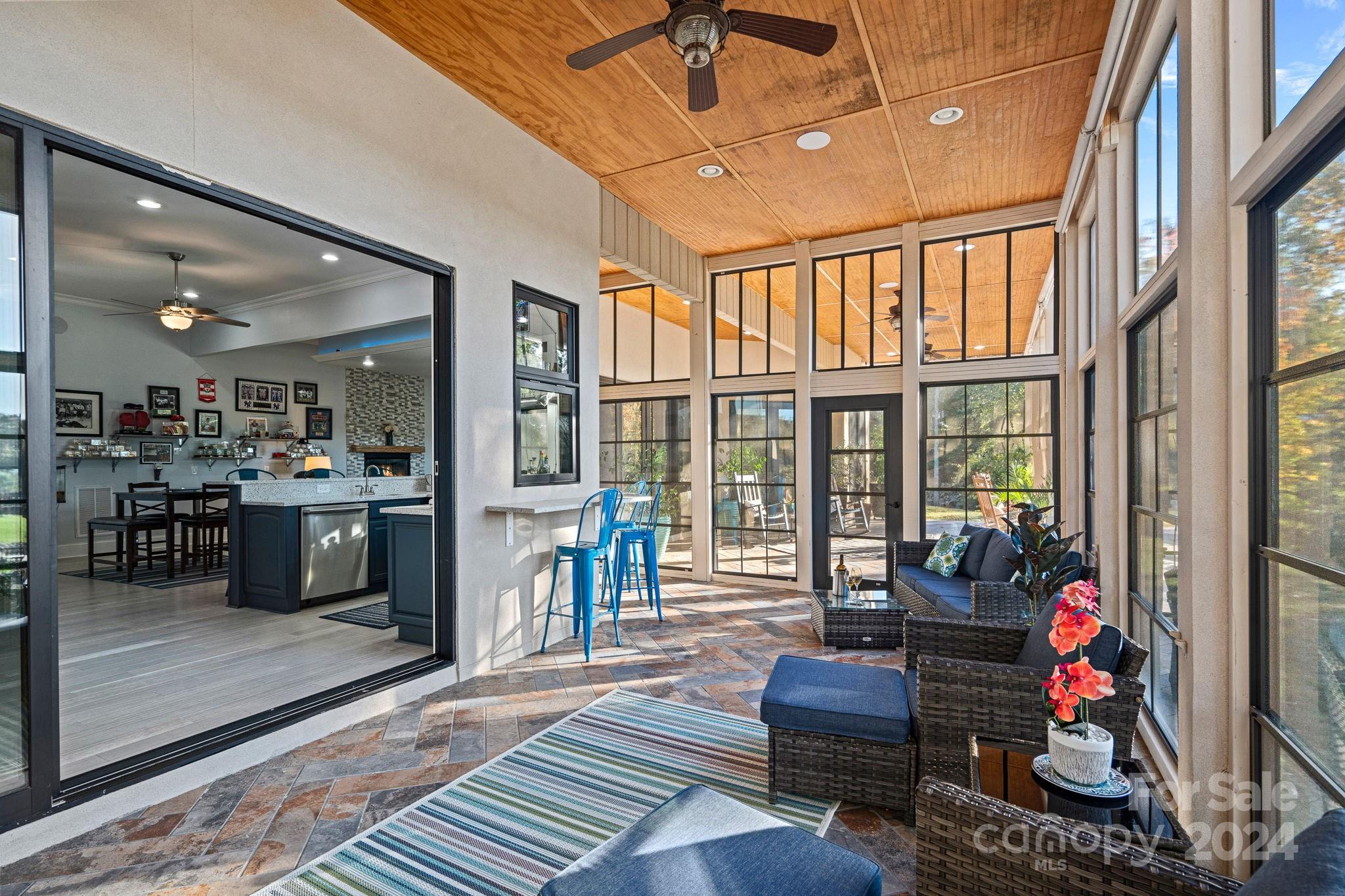 River Lake - Residential