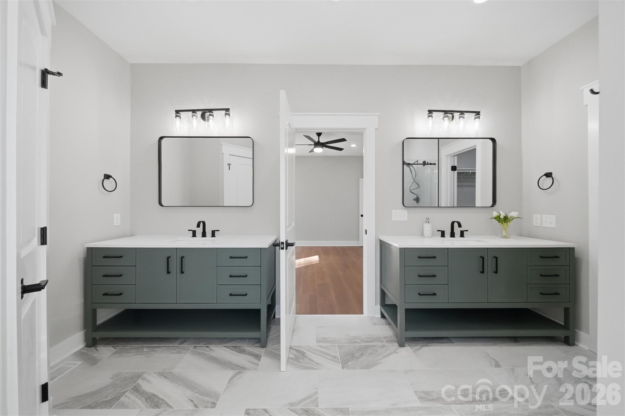 Hayes Mill Landing - Residential