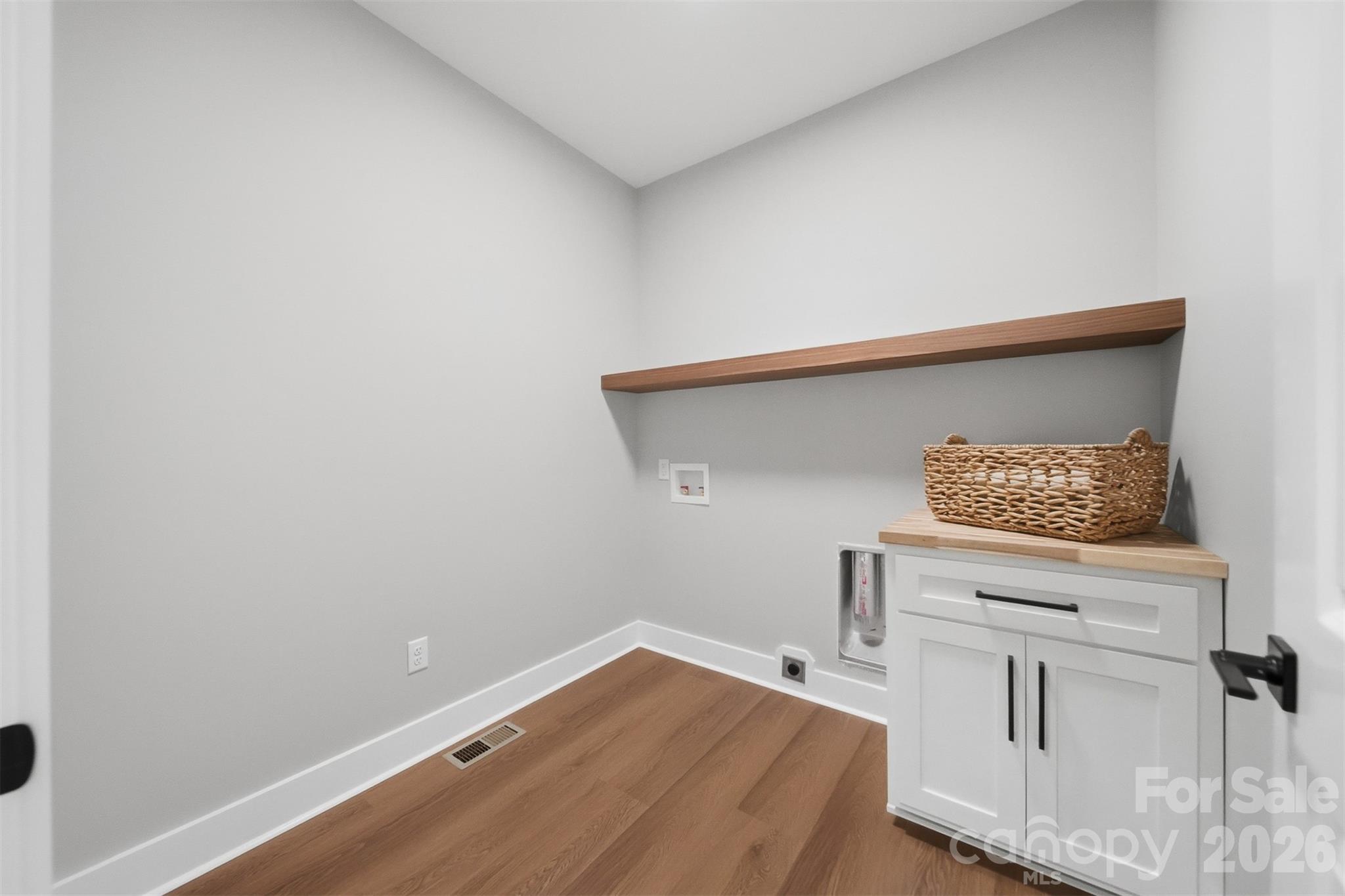 Hayes Mill Landing - Residential