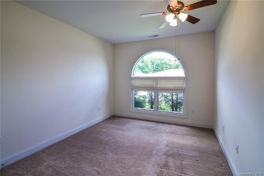 Bonito Ocaso in Crowell Farms - Residential