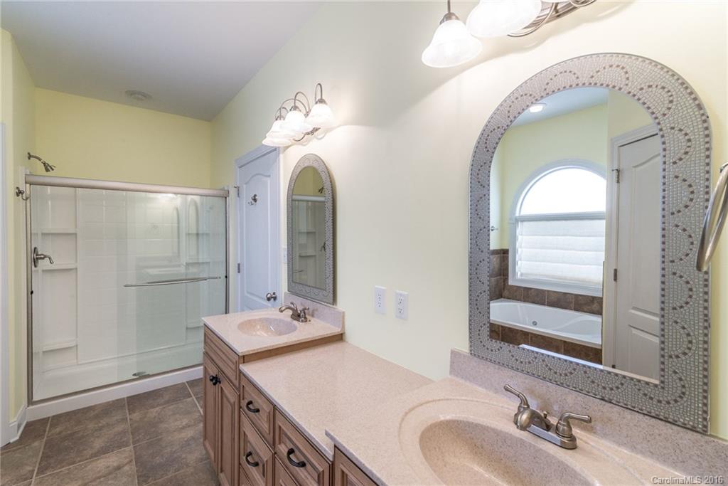 Bonito Ocaso in Crowell Farms - Residential