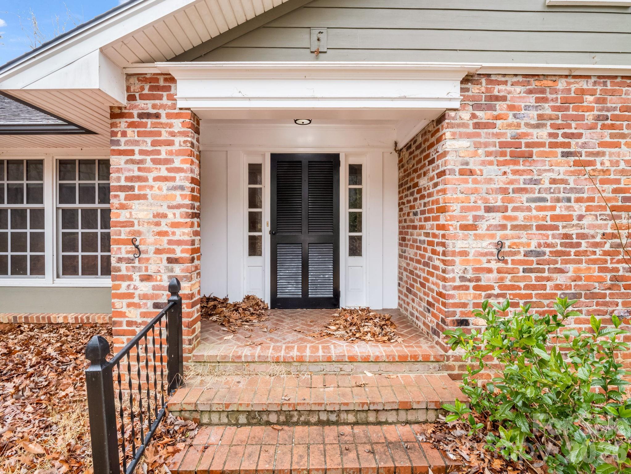 117 Hummingbird Lane