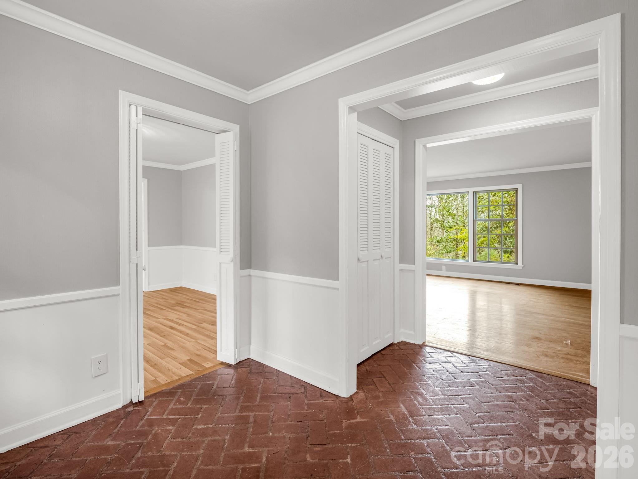 Mountain Shadows - Residential