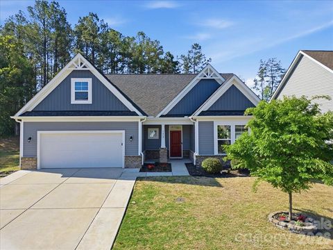 Photo of 7612 Tanglewood Way, Denver, NC 28037 (MLS # 4375129)