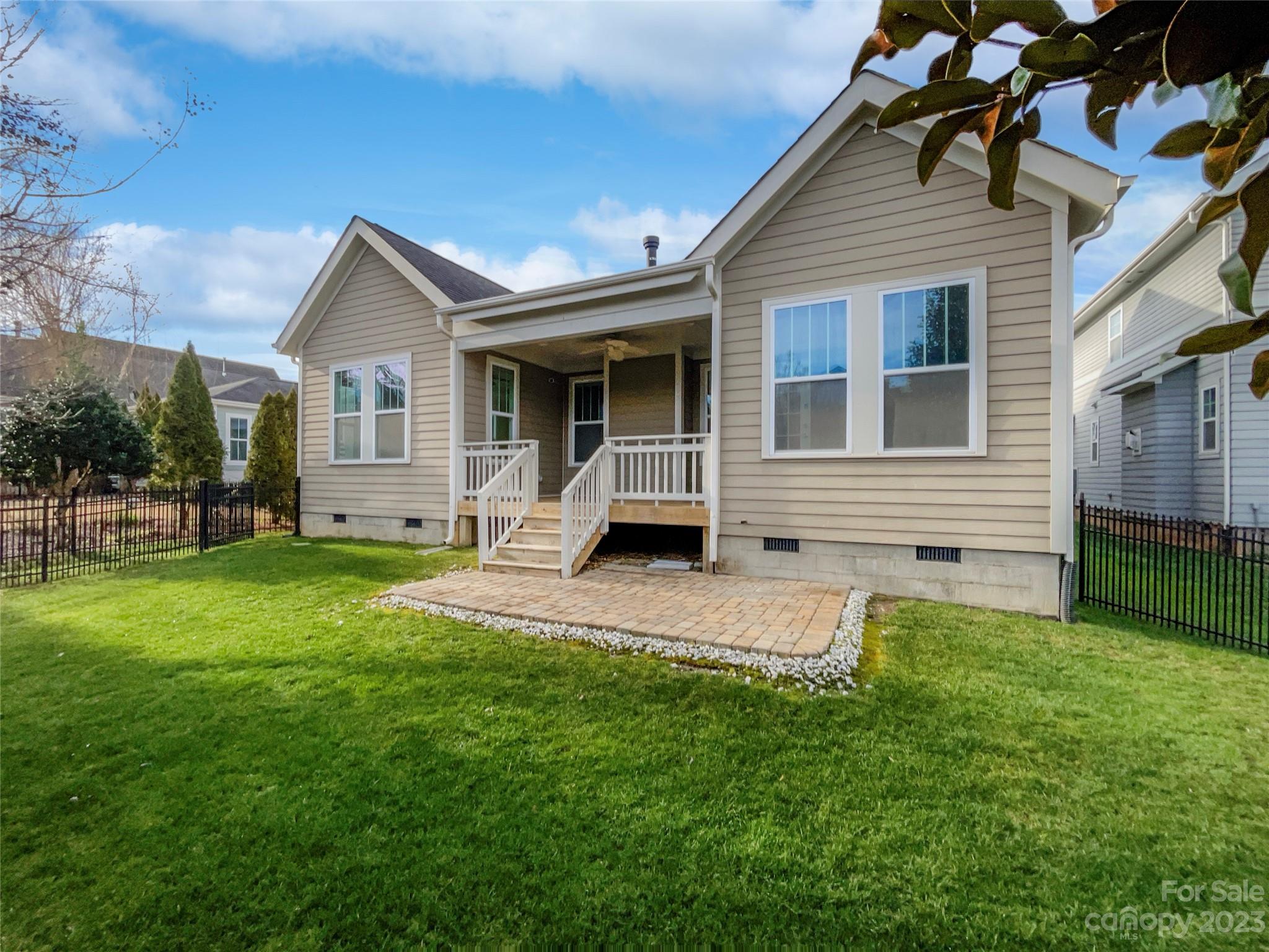 Riverwalk - Residential