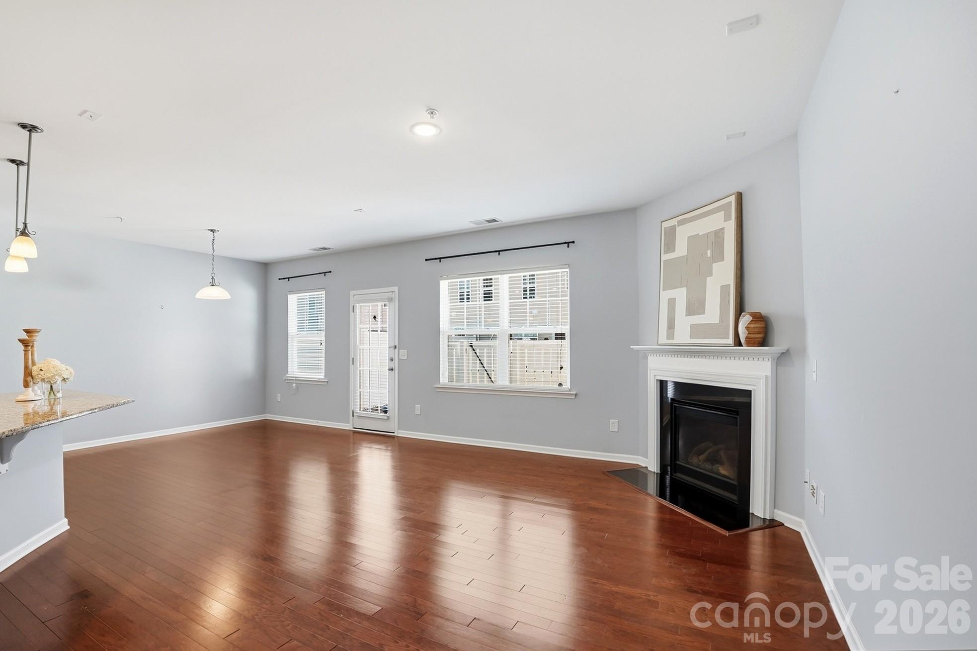 106 Clarendon Street B