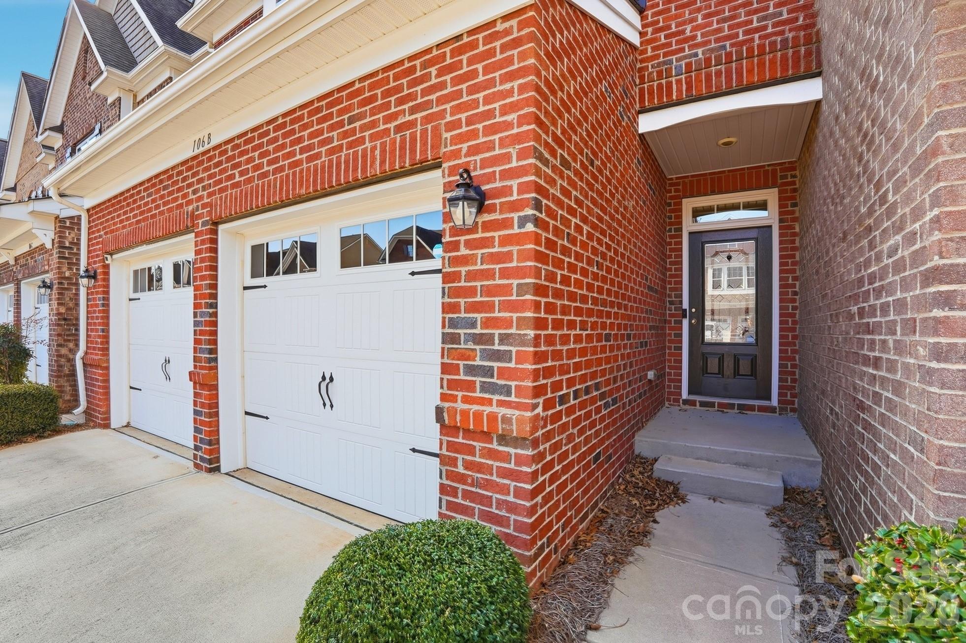 106 Clarendon Street B