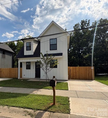 2905 CLYDE DR, CHARLOTTE, NC 28208 - Image 41e8309f4e328d16226cd89b2520a4e4/2133010656