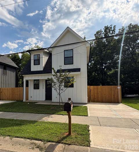 Photo of 2905 Clyde Drive, Charlotte, NC 28208 (MLS # 4409177)