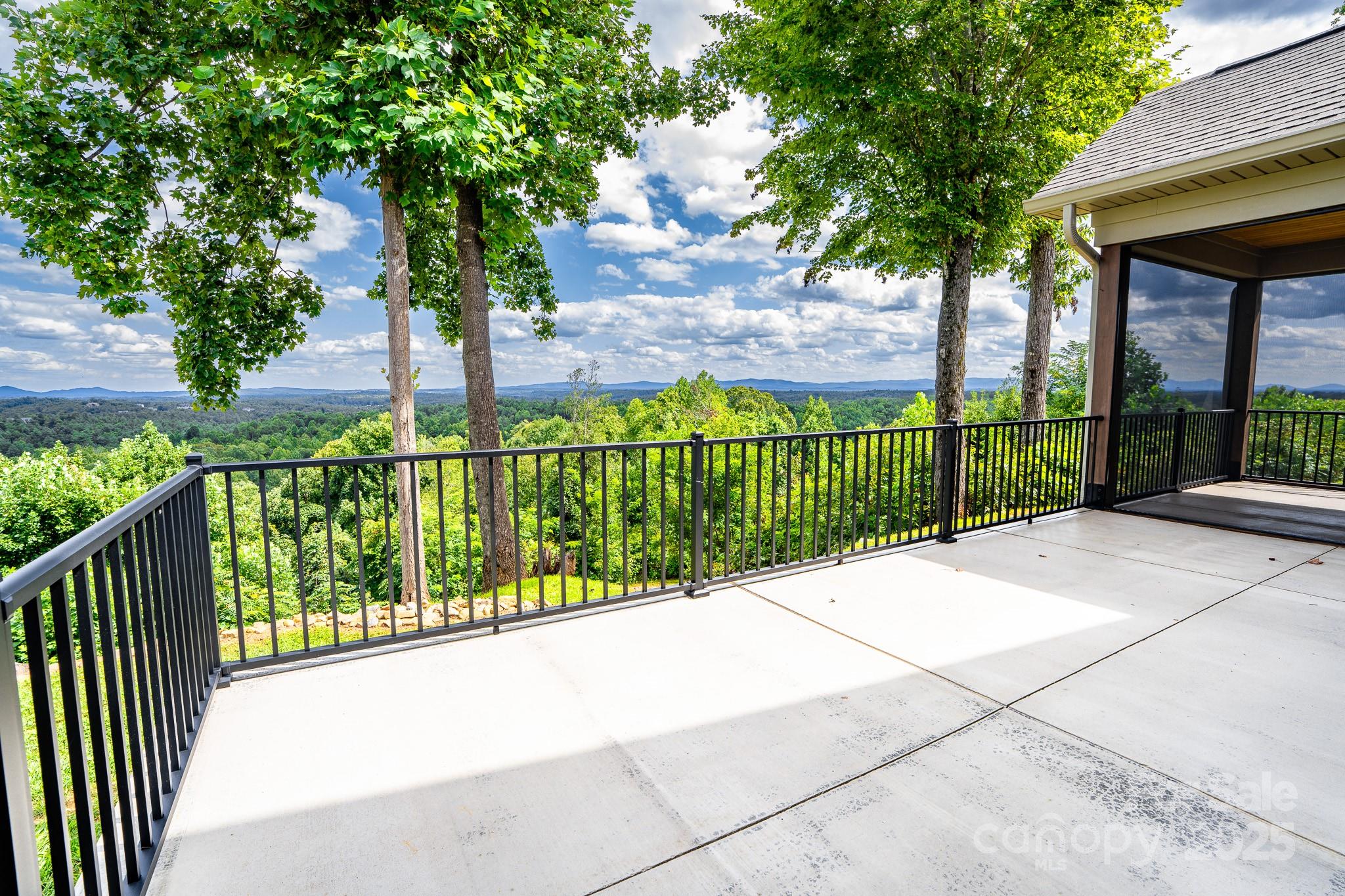 The Coves Mountain River Club - Residential