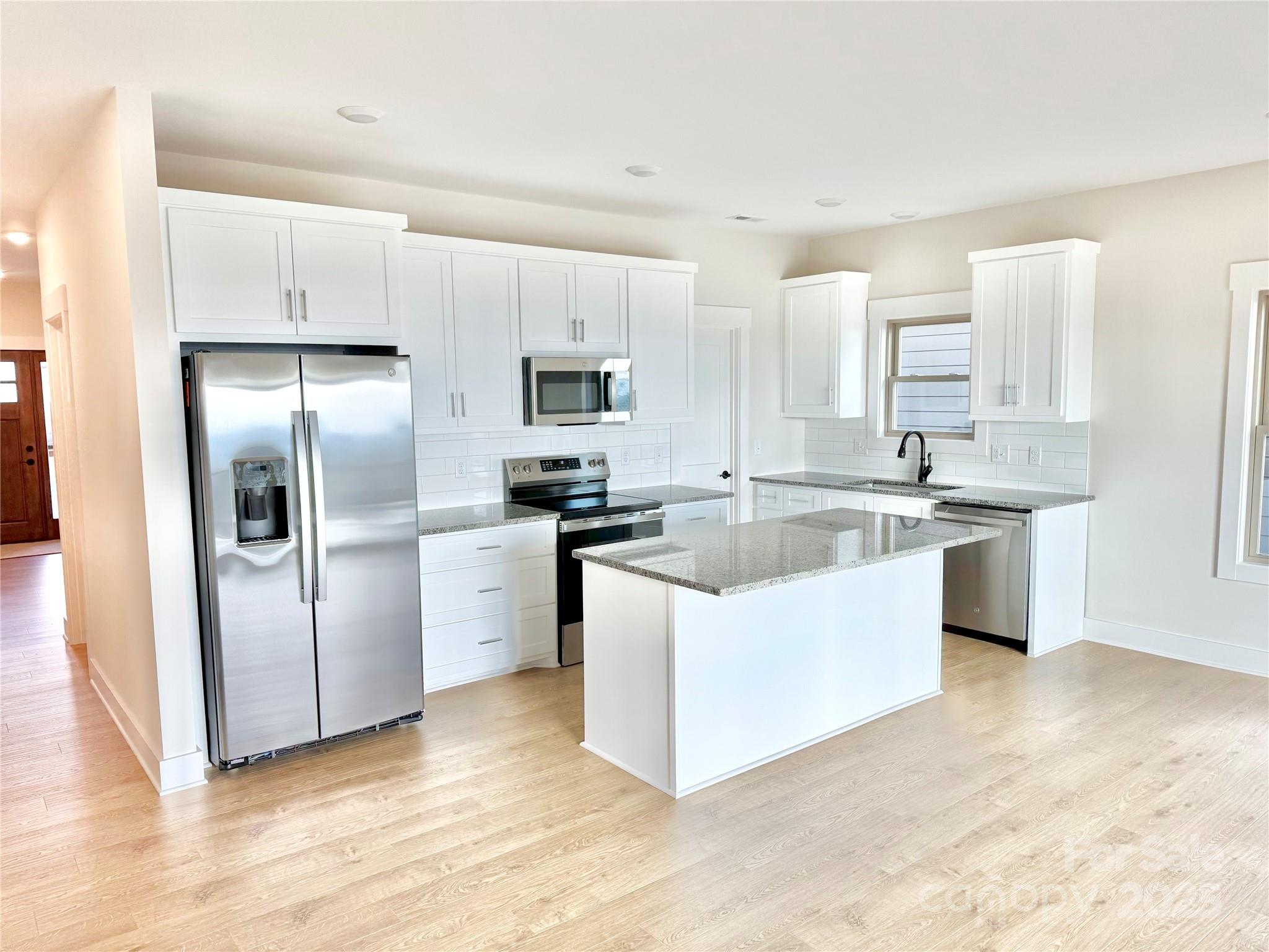 1387 River Club Ridge