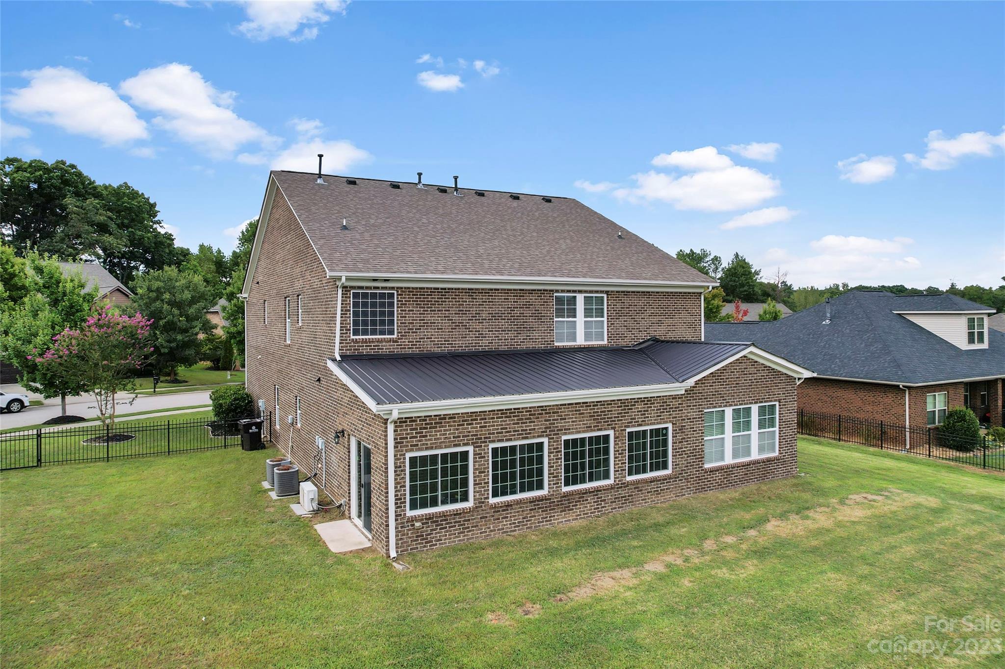 Walkers Ridge - Residential