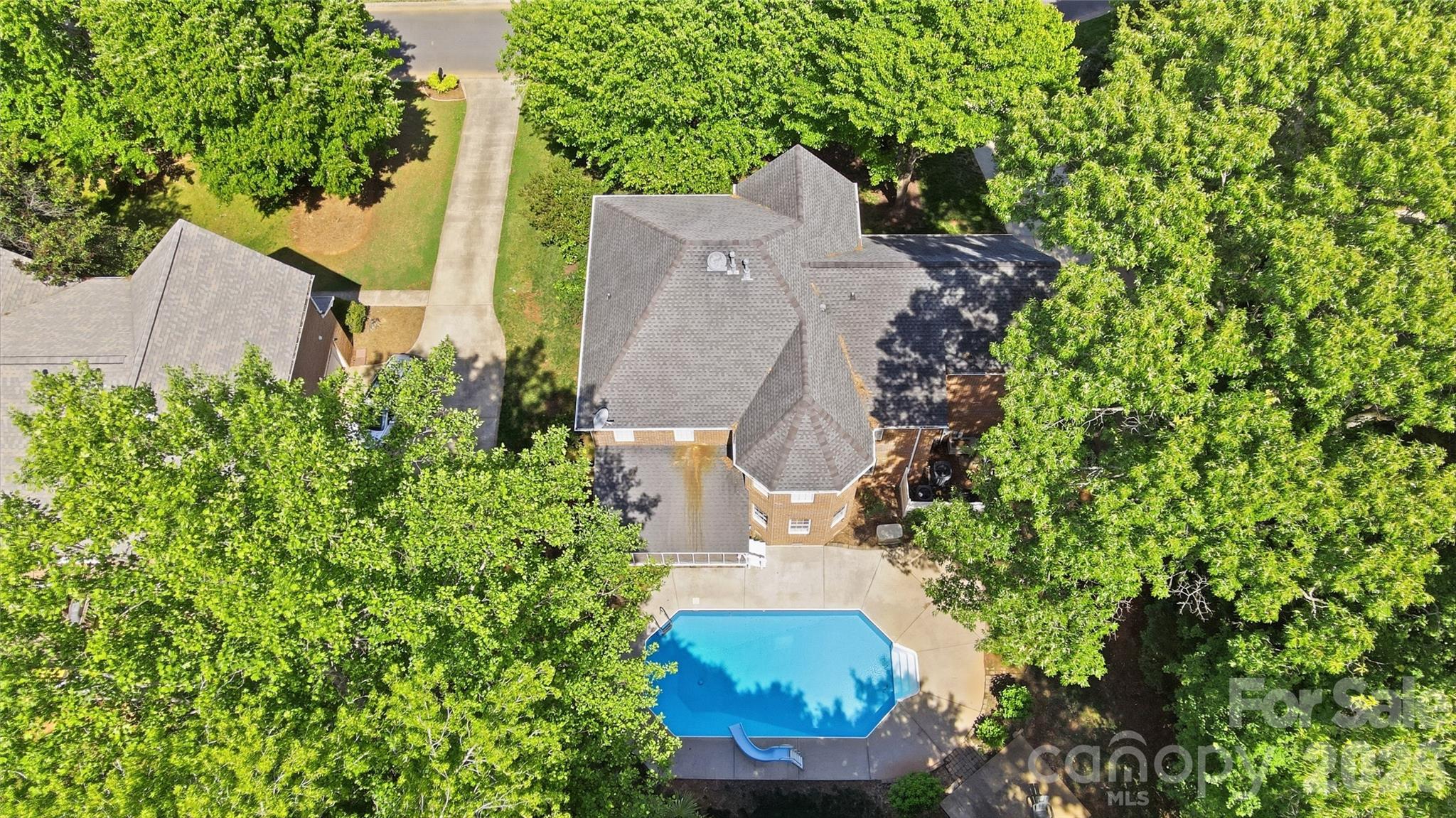 7126 Weddington Brook Drive
