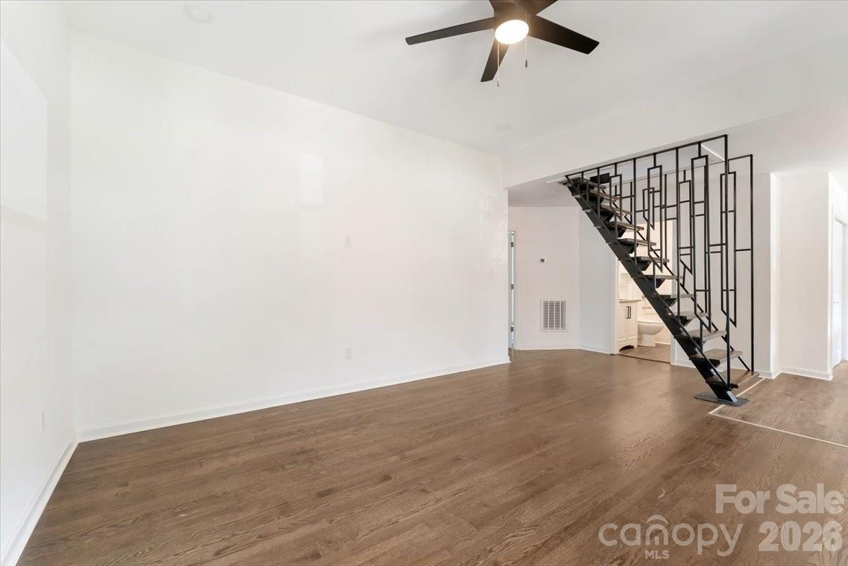 2105 Woodlawn Street