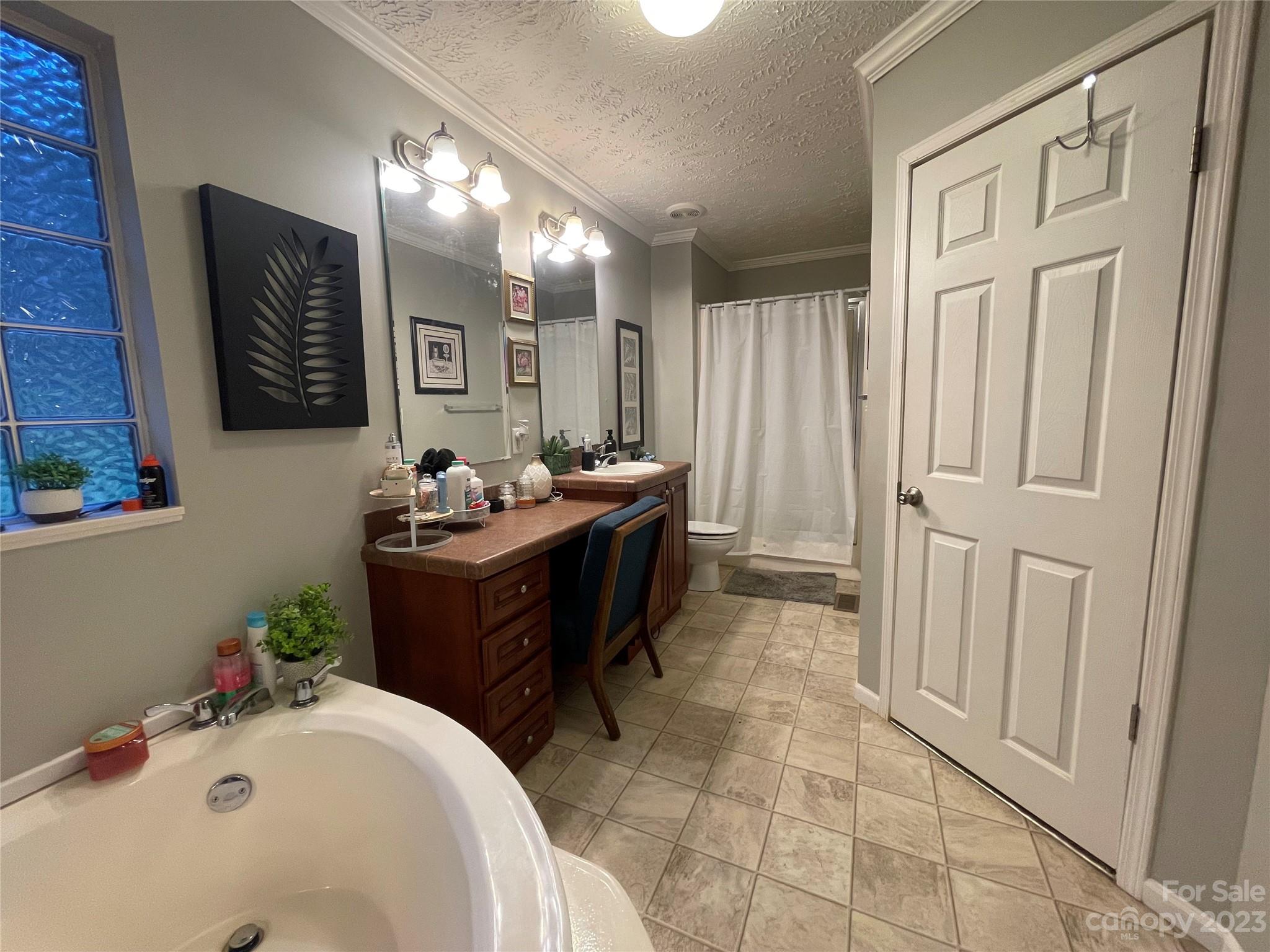 Fernwood Acres - Residential