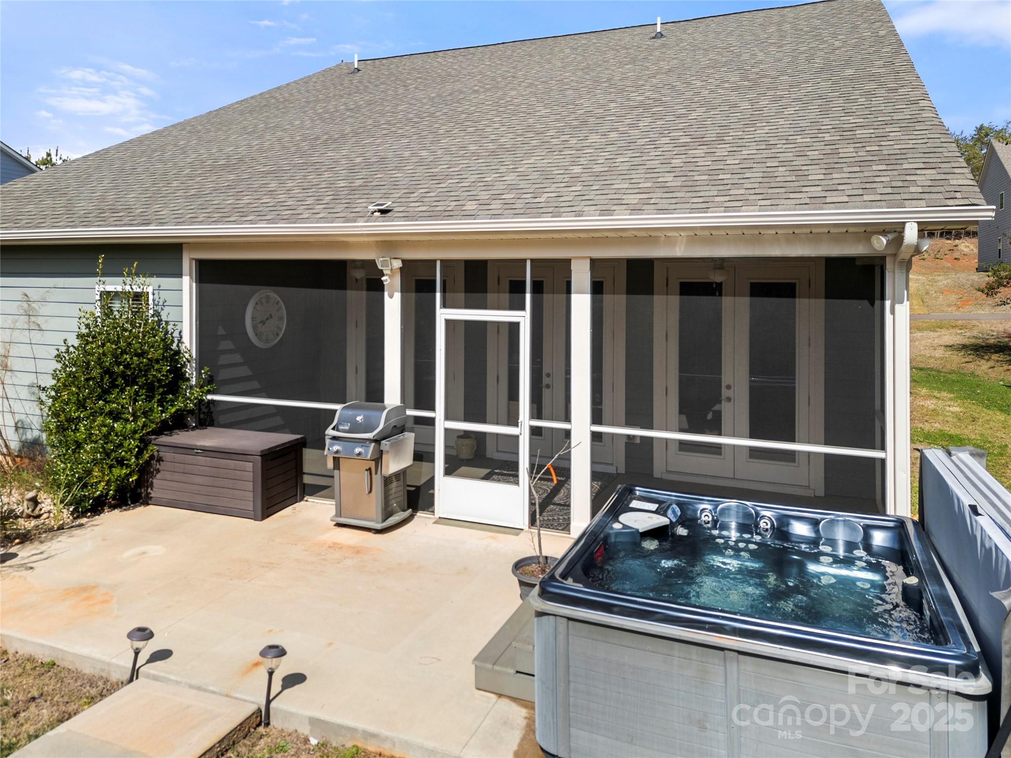 Edgewater - Residential