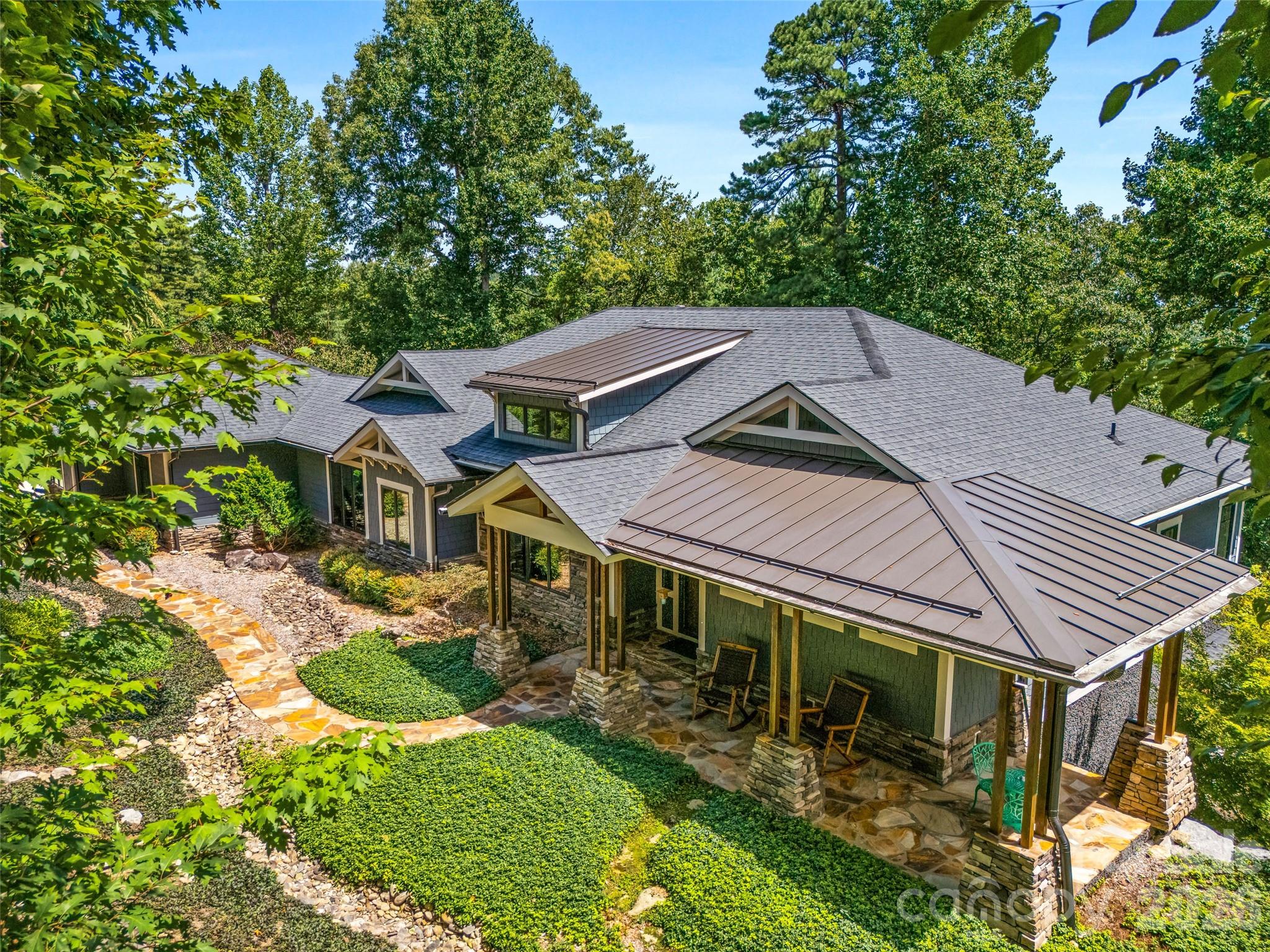 72 Dusky Court