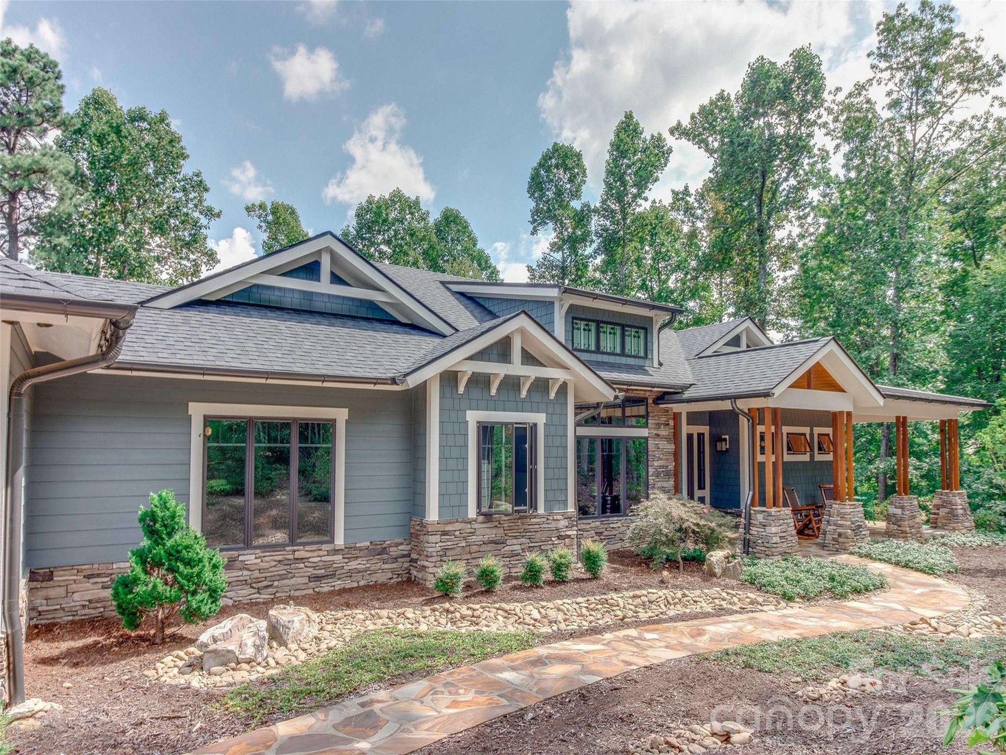 72 Dusky Court