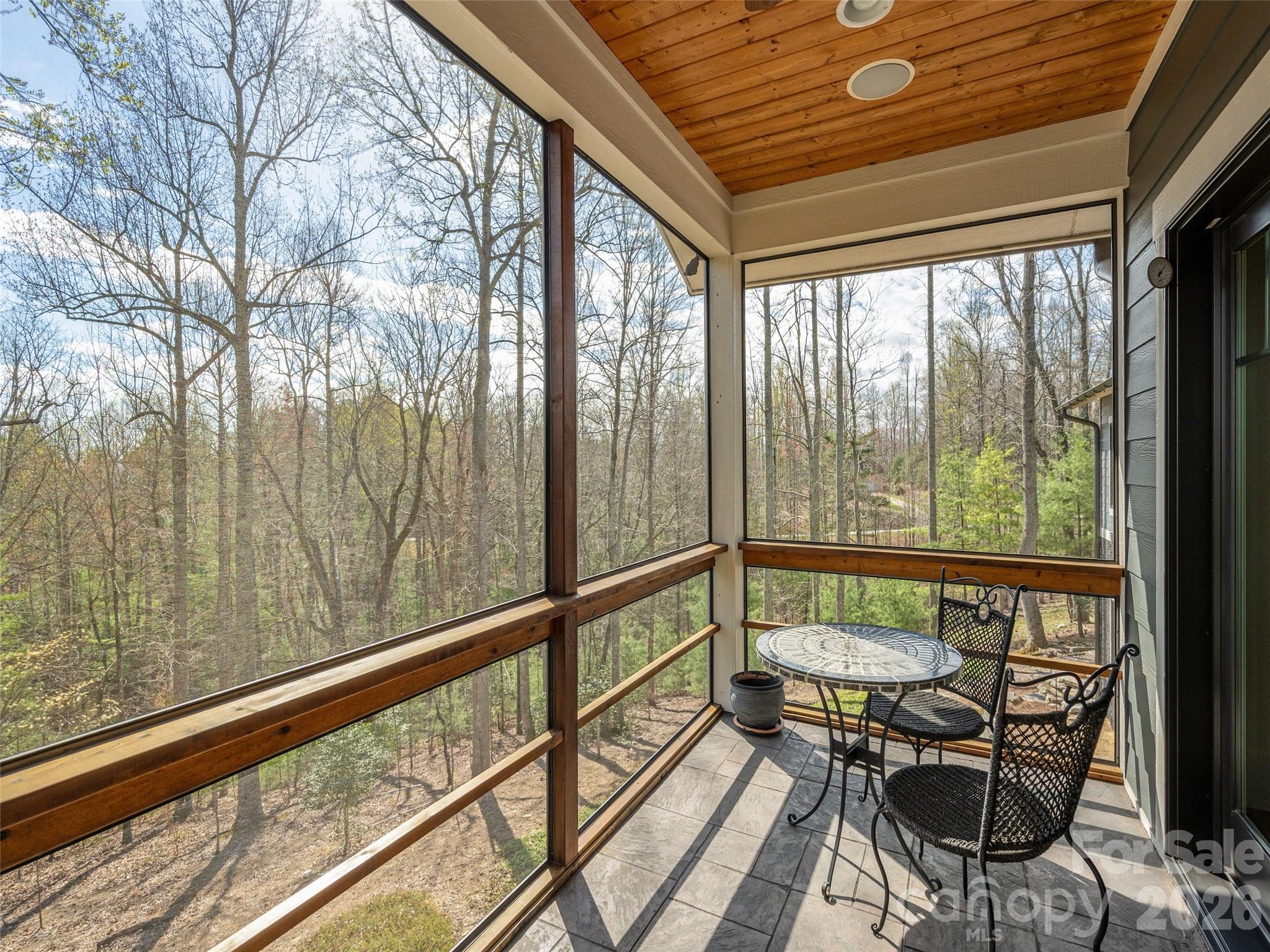 Fox Run Preserve at Champion W - Residential