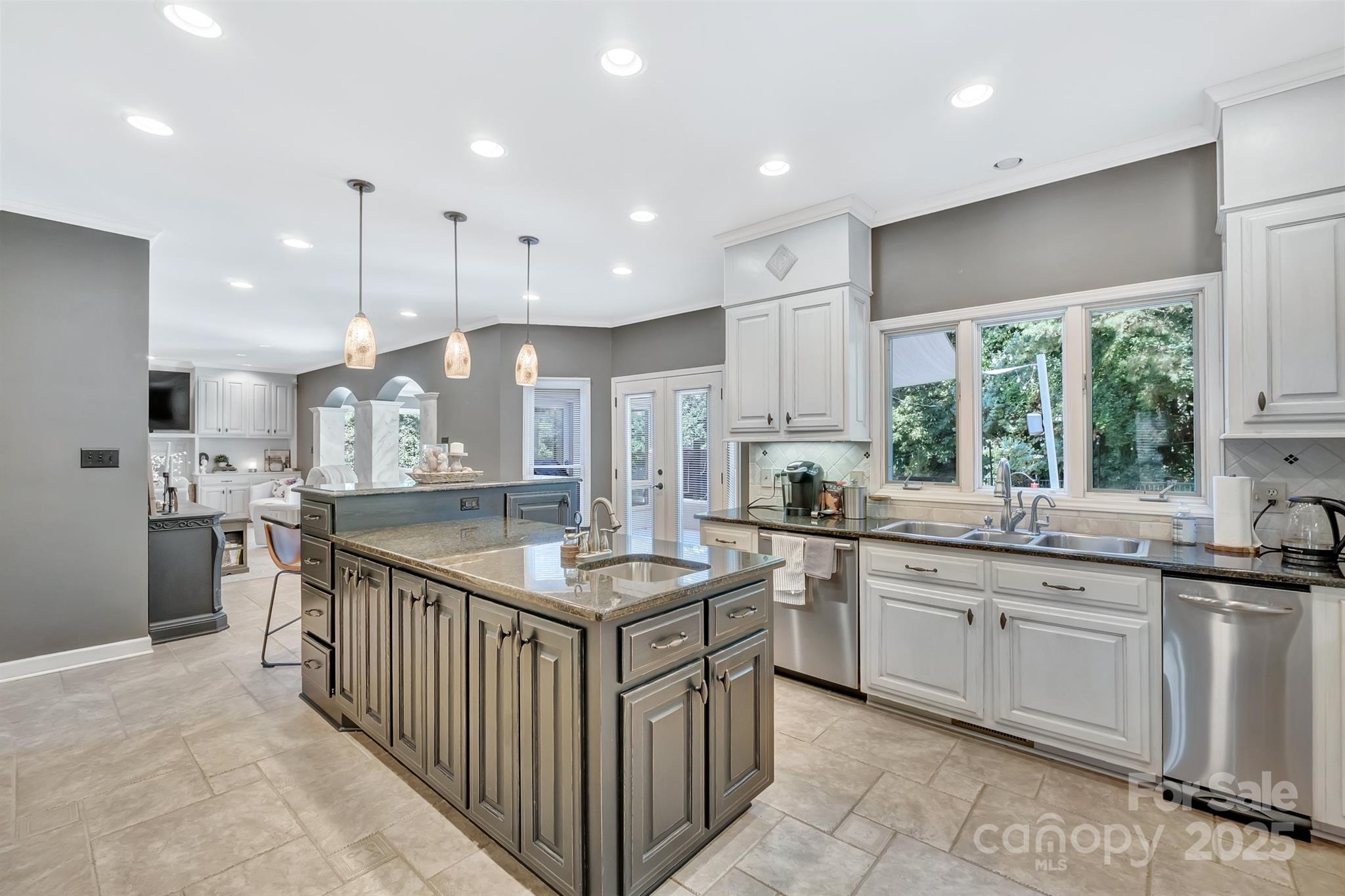 Laurel Forest - Residential