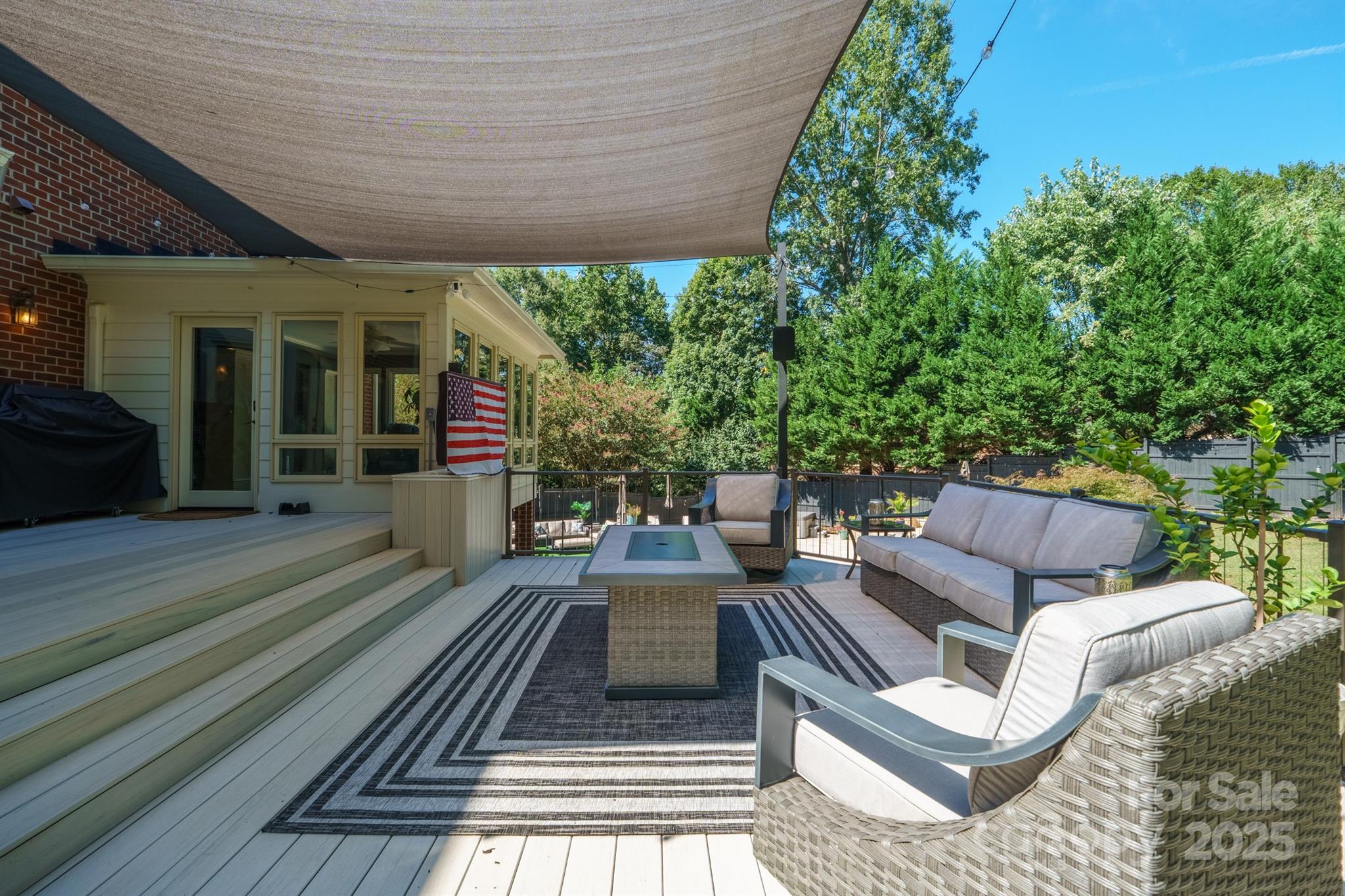 Laurel Forest - Residential