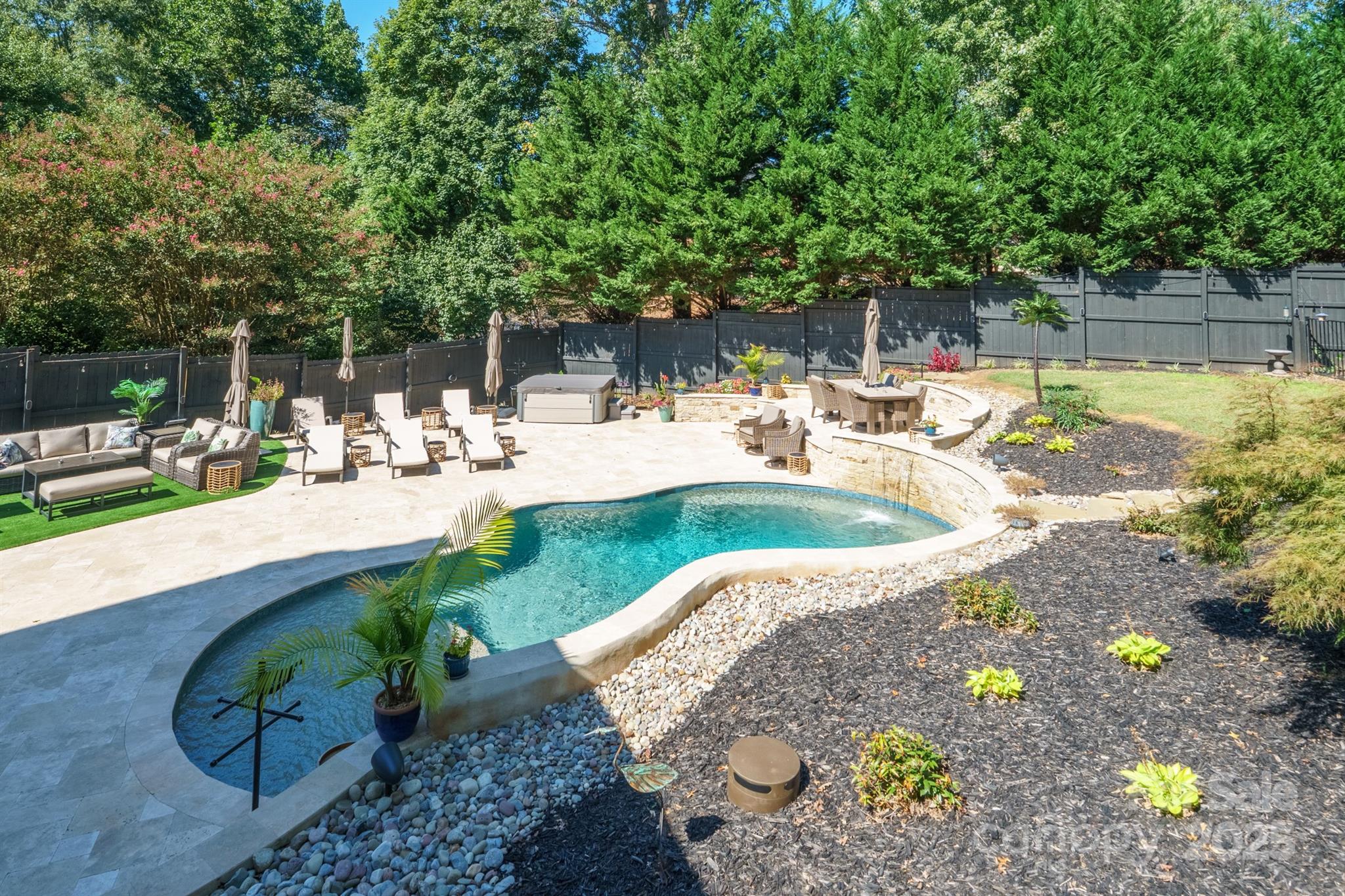 Laurel Forest - Residential