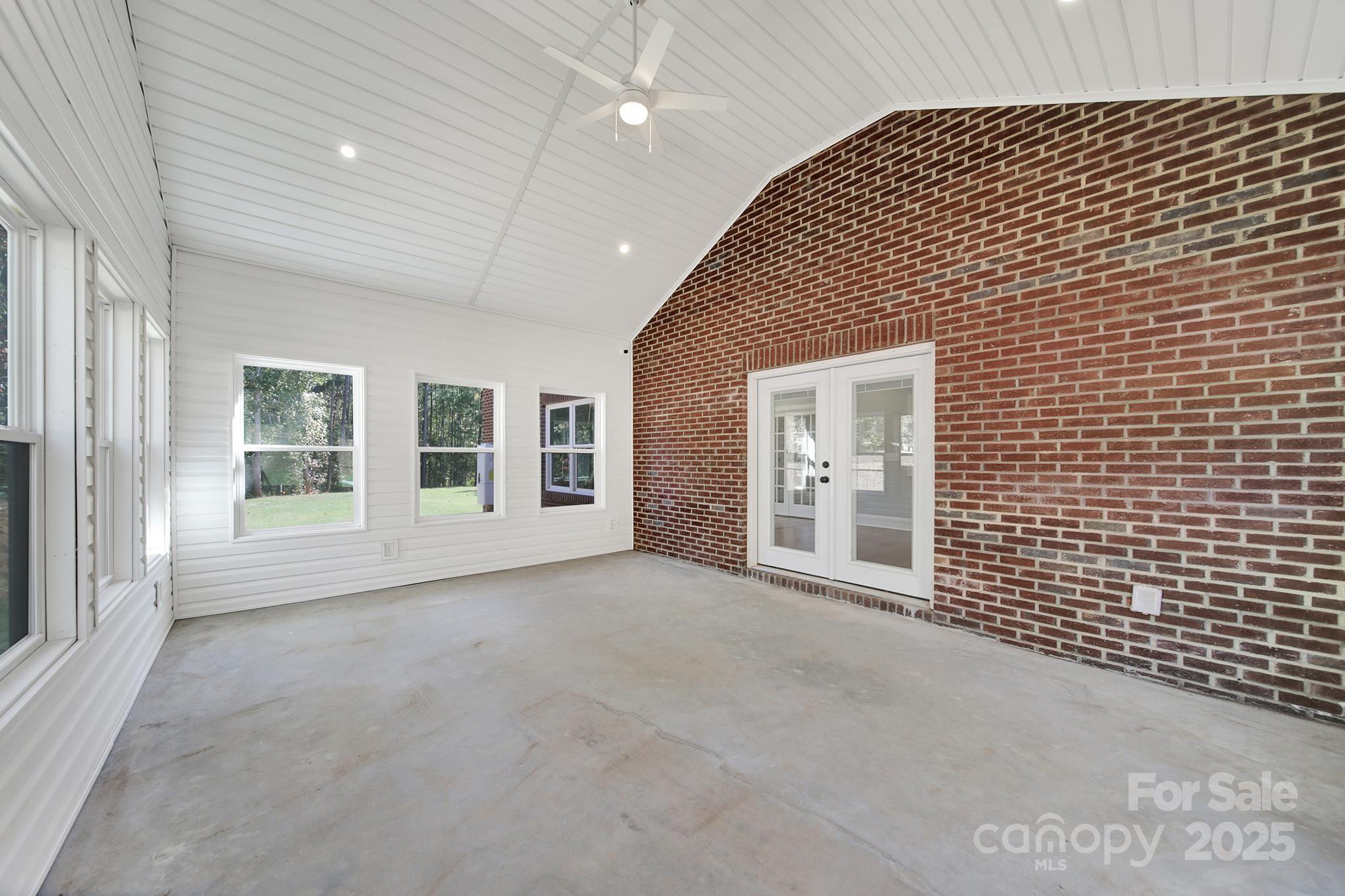 Wildlife Bay - Residential